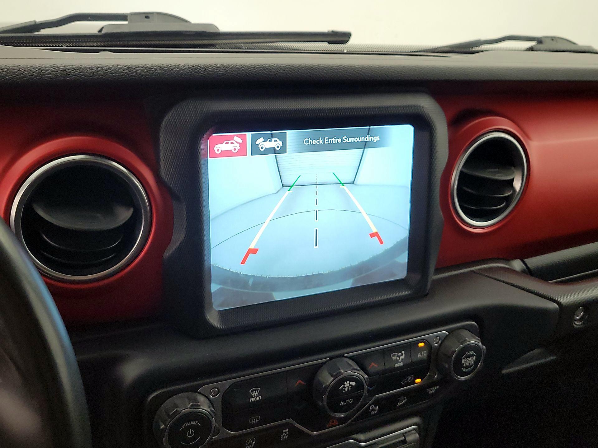 Thumbnail: 2021 Jeep Wrangler - 15