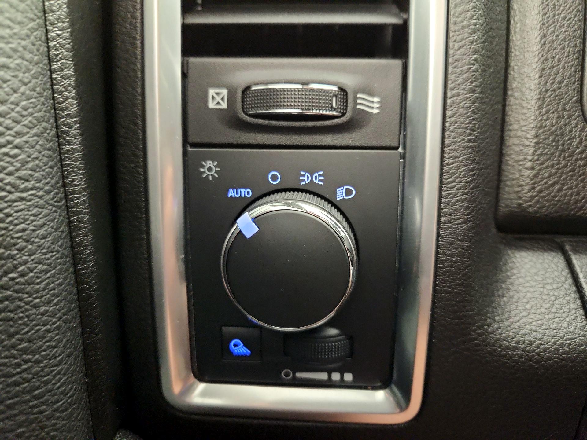 Thumbnail: 2022 RAM 1500 Classic - 13