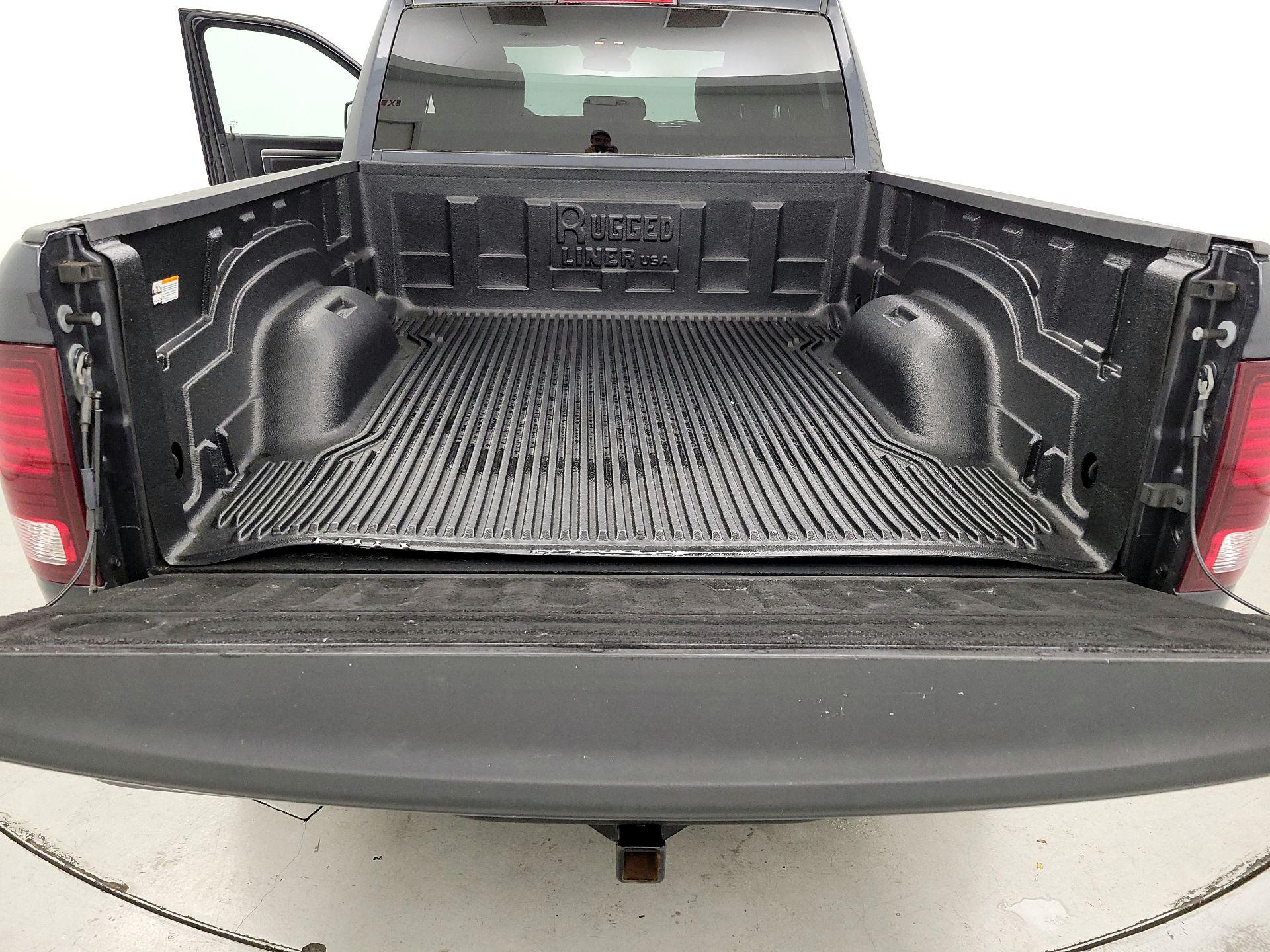 Thumbnail: 2021 RAM 1500 Classic - 20