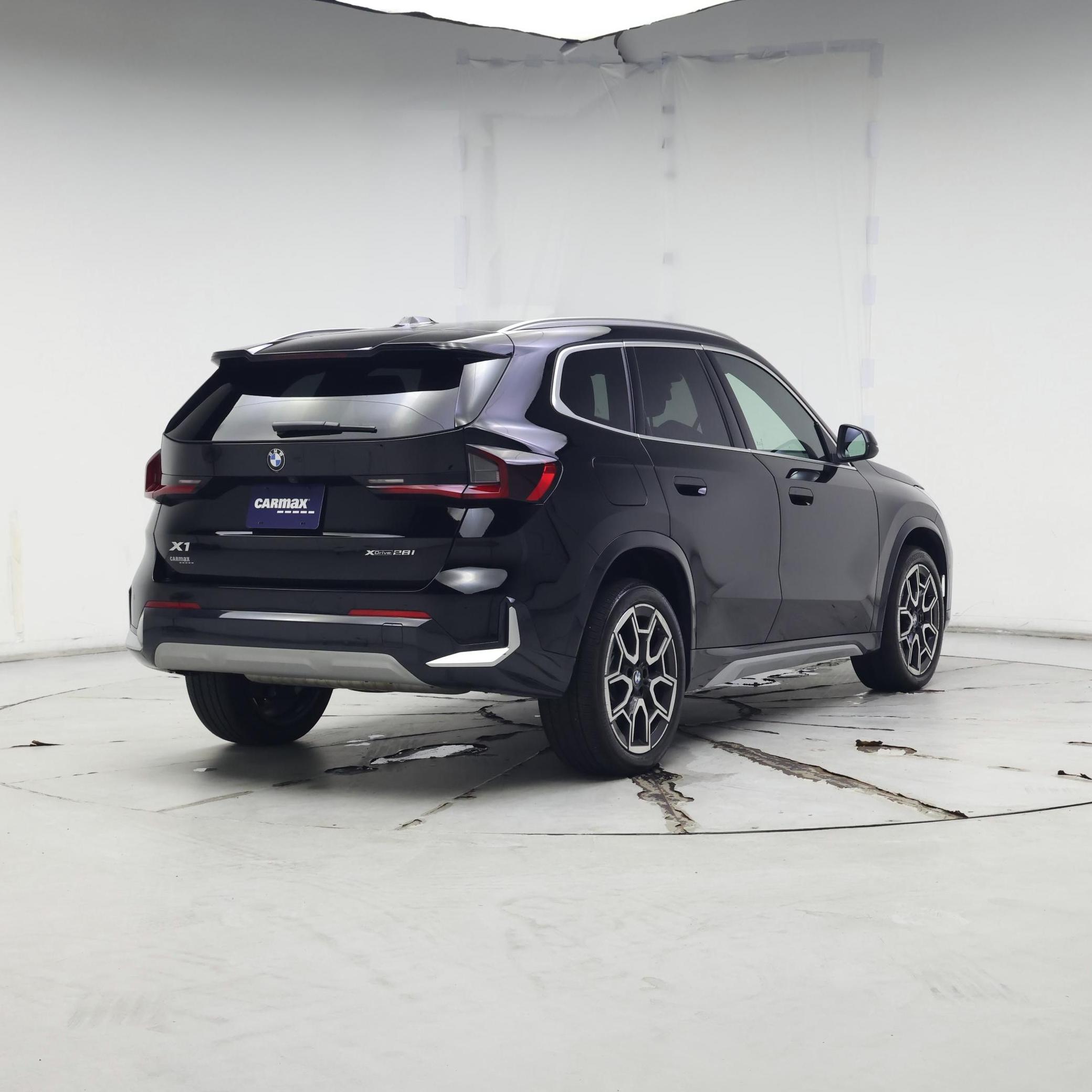 Thumbnail: 2025 BMW X1 - 8