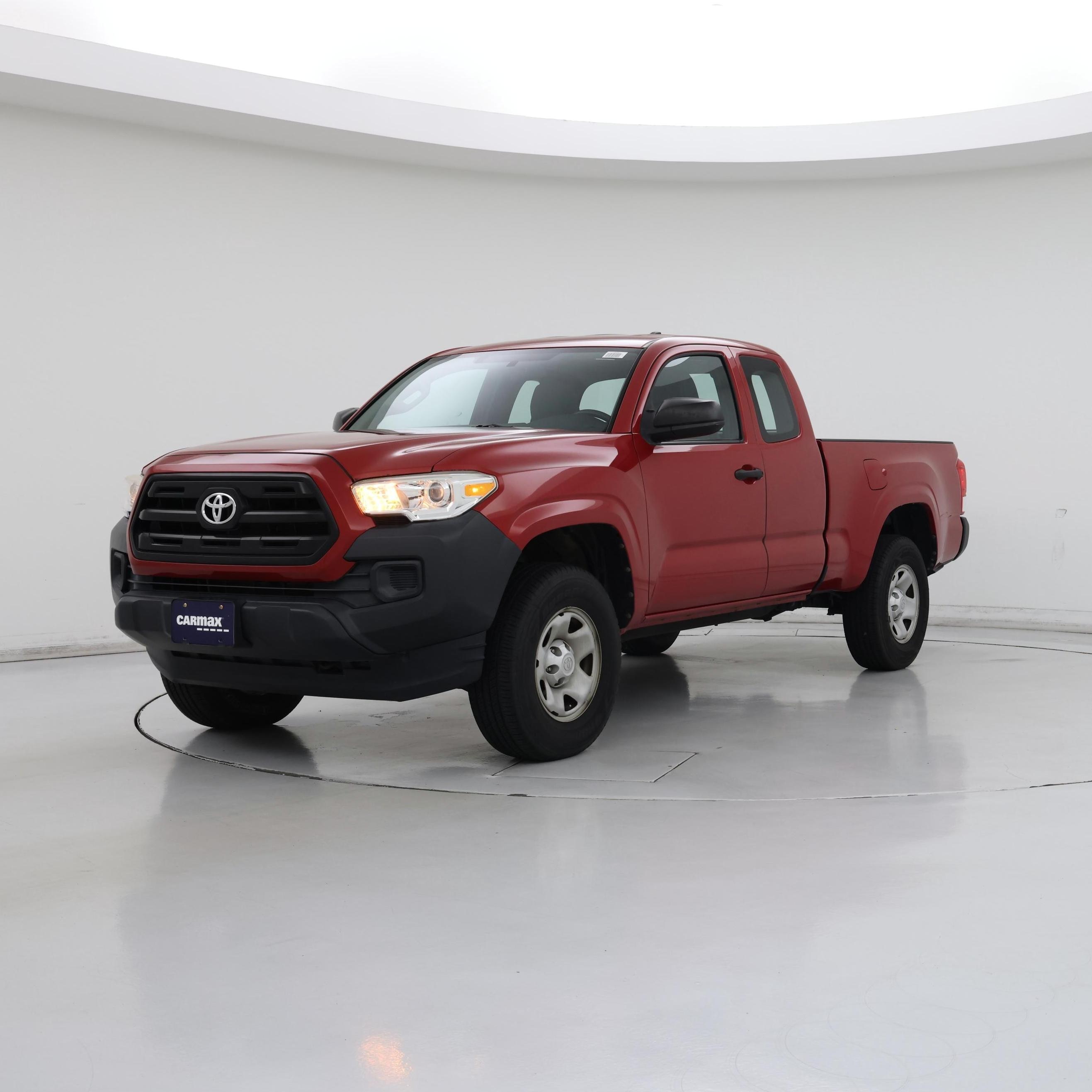 Thumbnail: 2016 Toyota Tacoma - 4