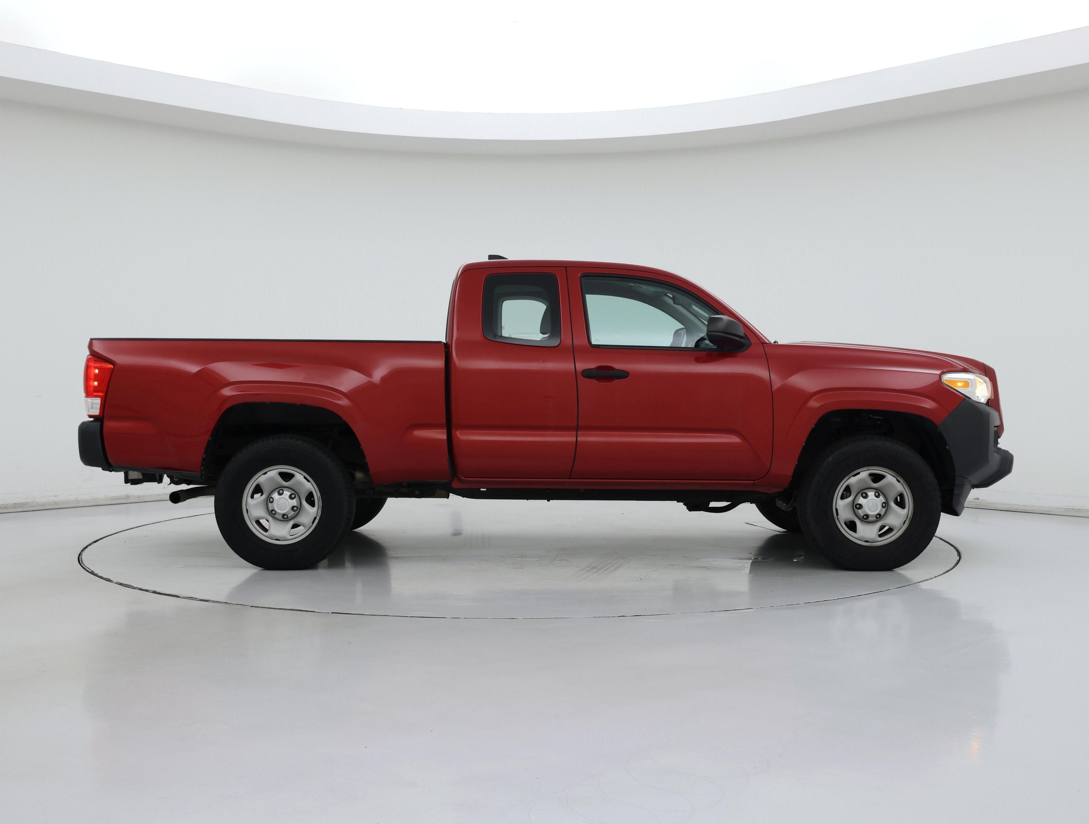 Thumbnail: 2016 Toyota Tacoma - 7
