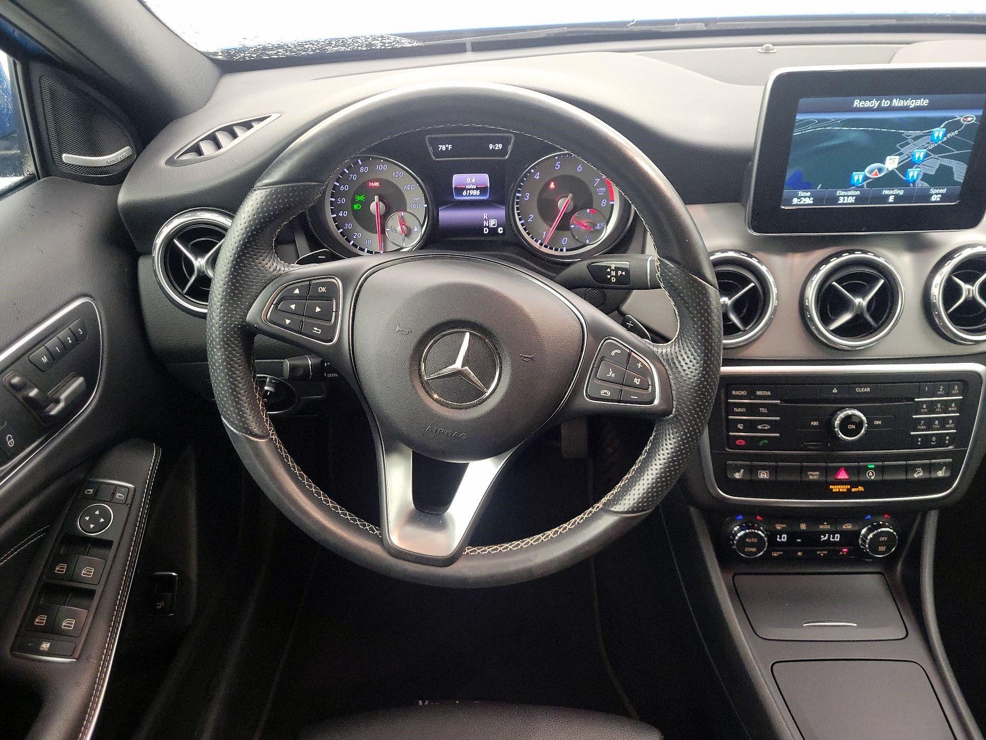 Thumbnail: 2016 Mercedes-Benz GLA - 10