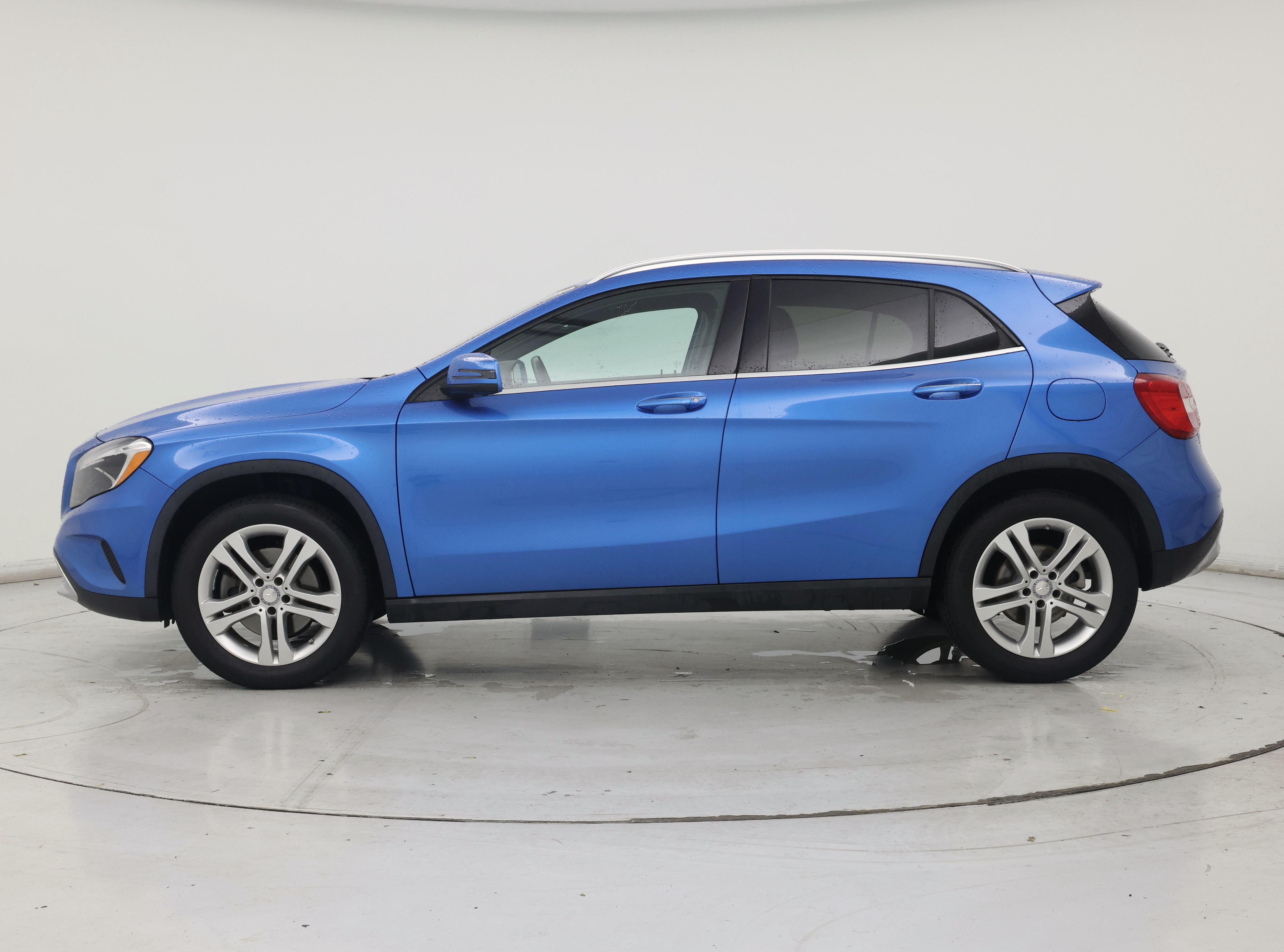Thumbnail: 2016 Mercedes-Benz GLA - 3