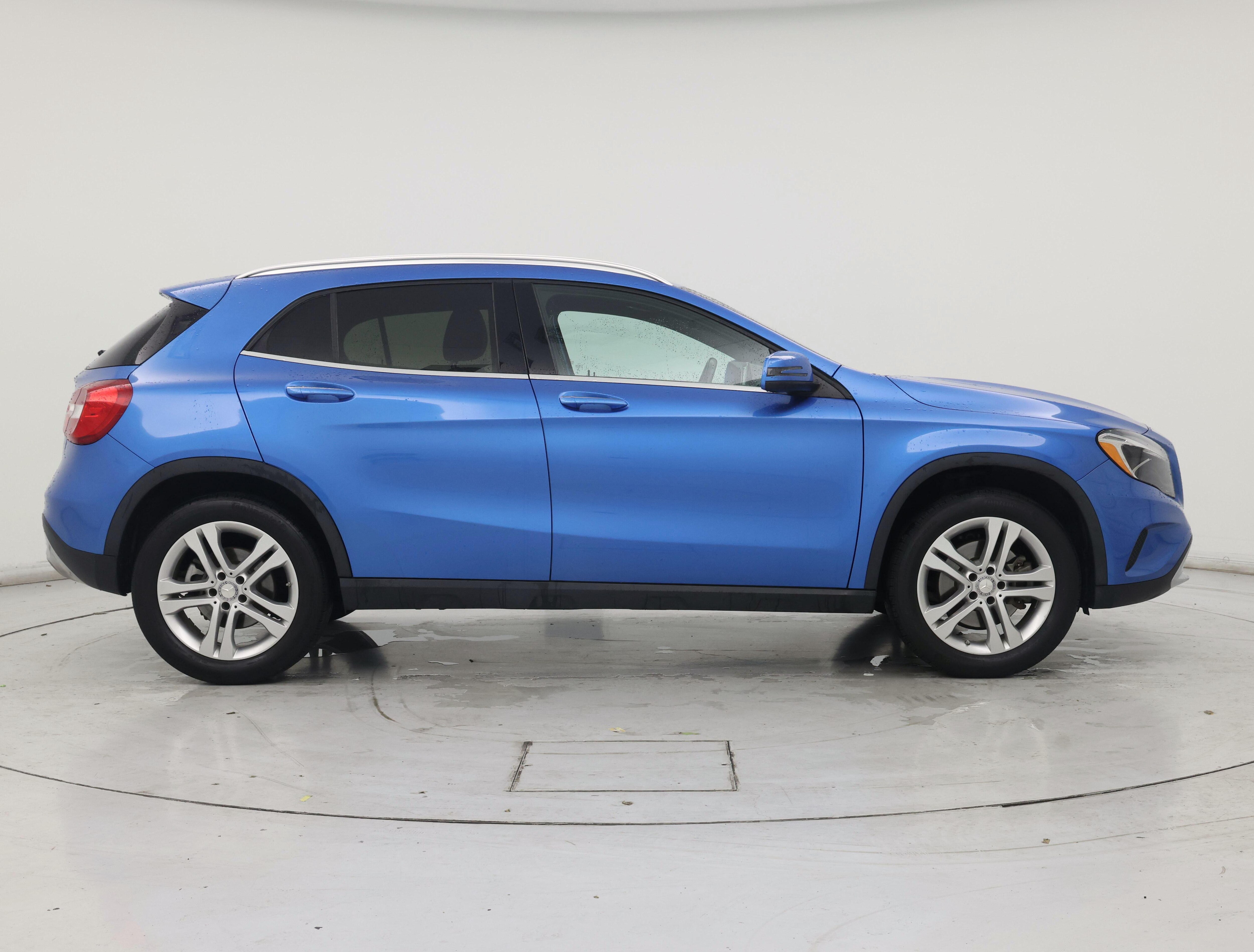 Thumbnail: 2016 Mercedes-Benz GLA - 7