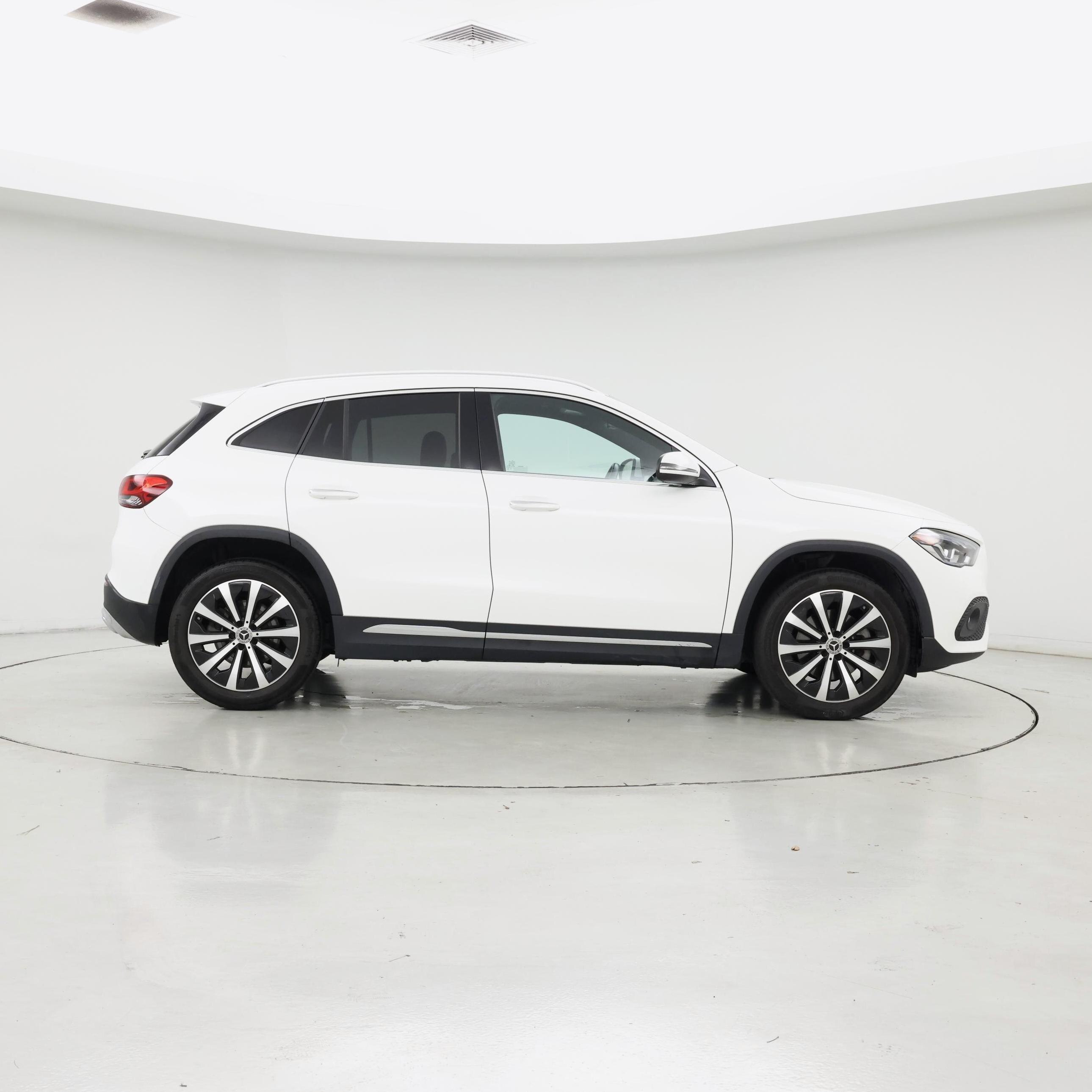 Thumbnail: 2022 Mercedes-Benz GLA - 7