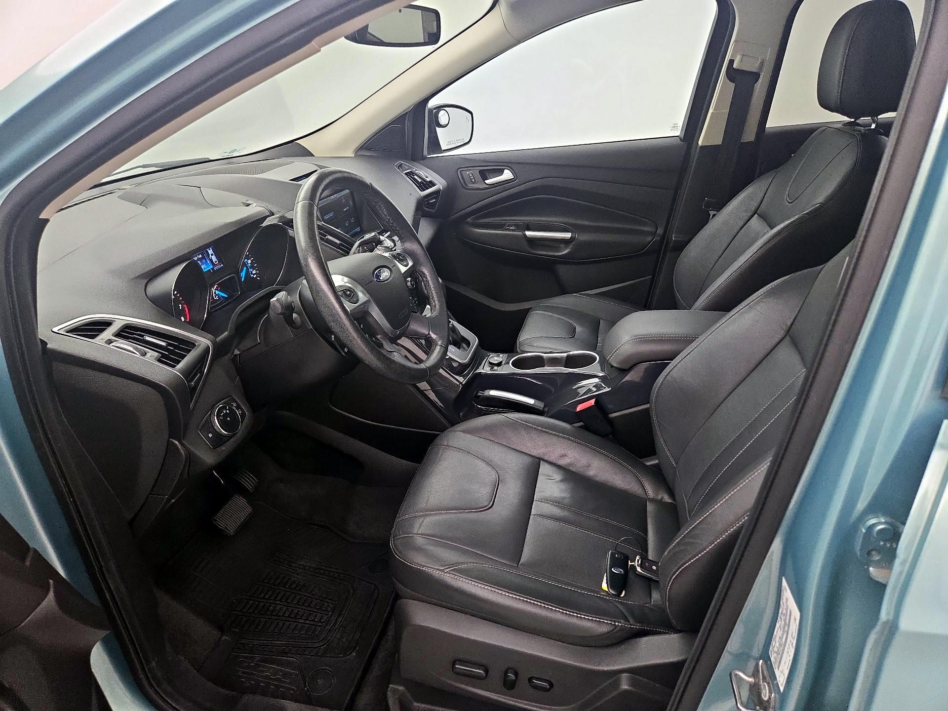 Thumbnail: 2013 Ford Escape - 11