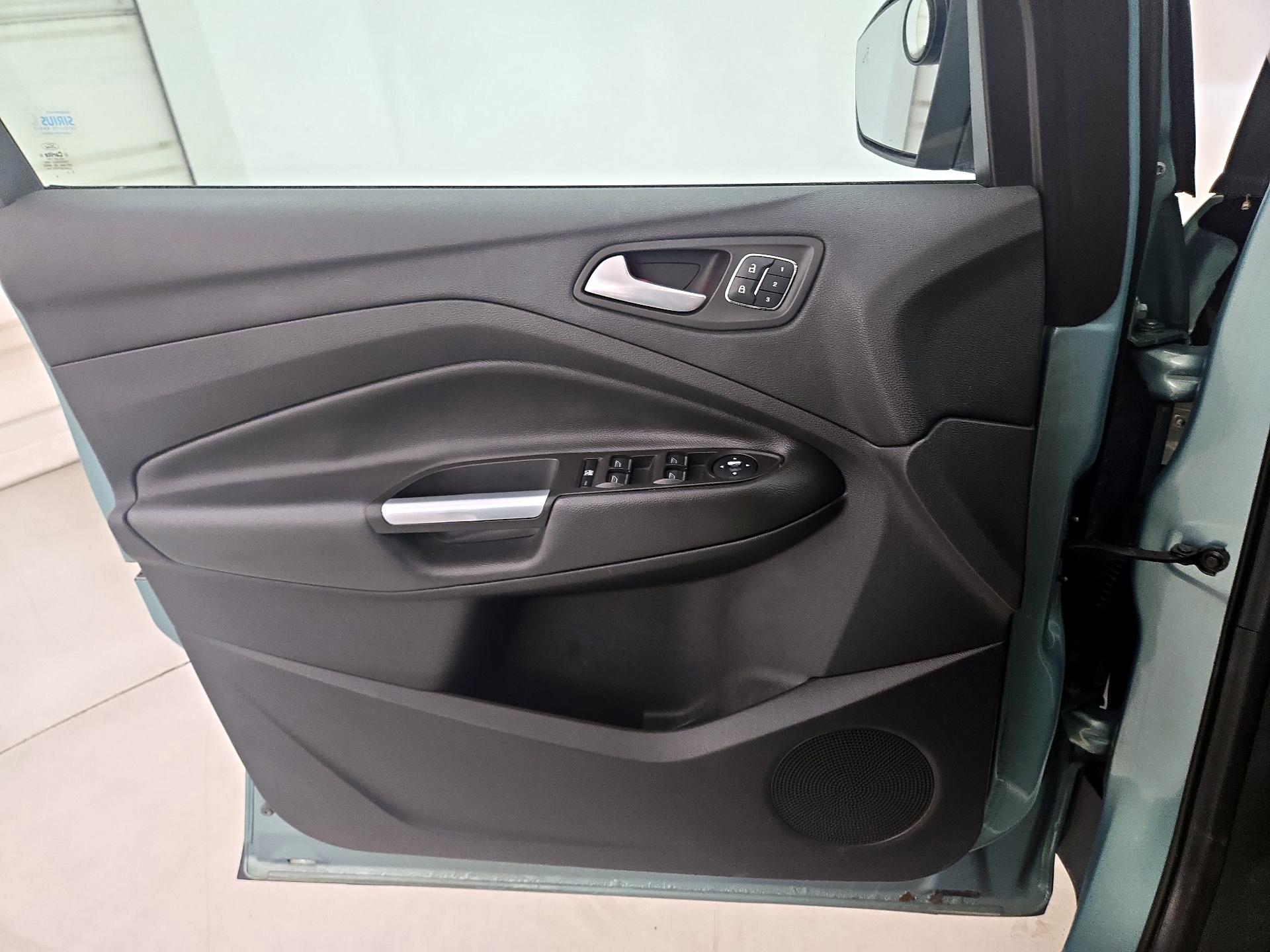 Thumbnail: 2013 Ford Escape - 12