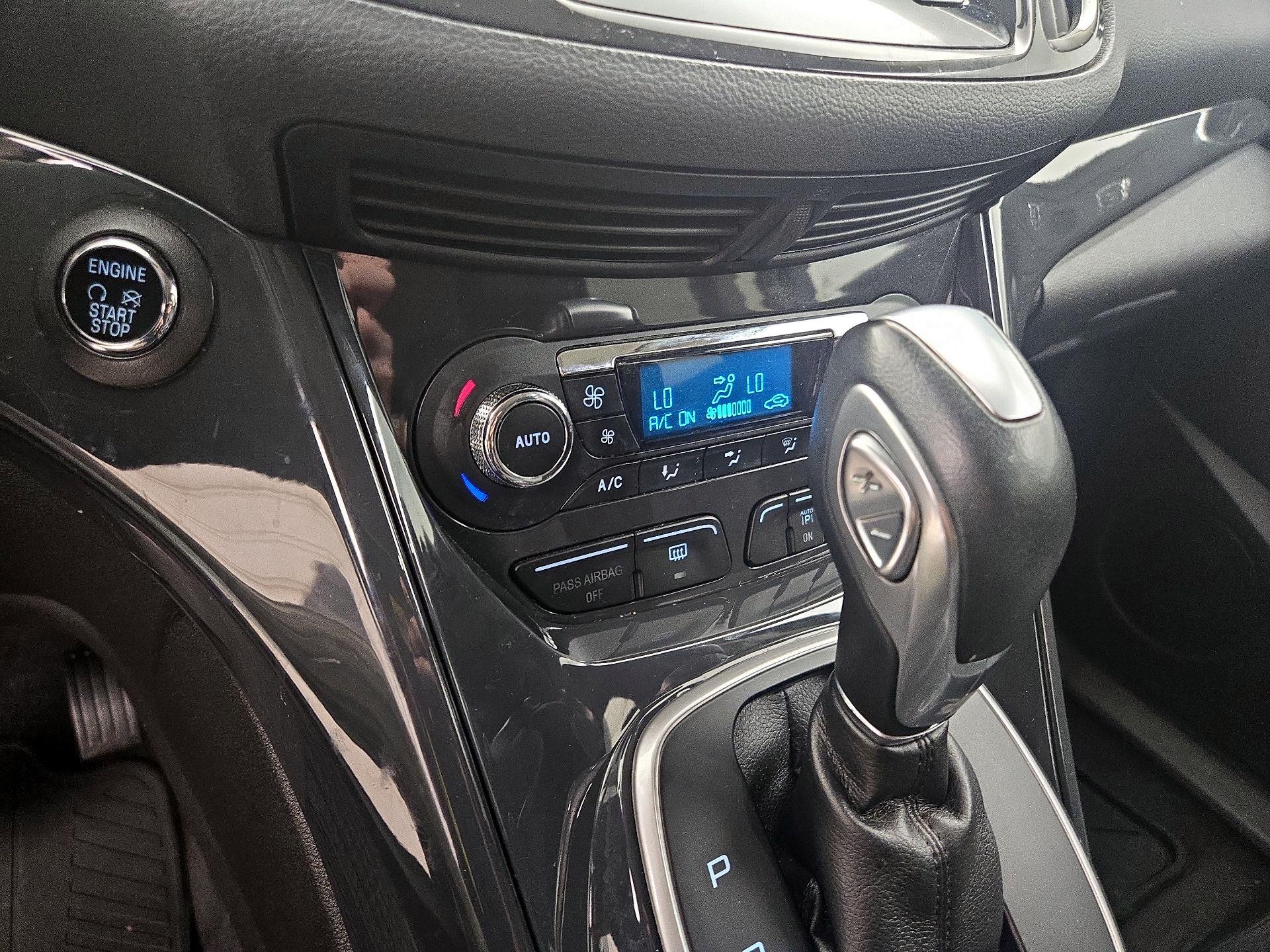 Thumbnail: 2013 Ford Escape - 16