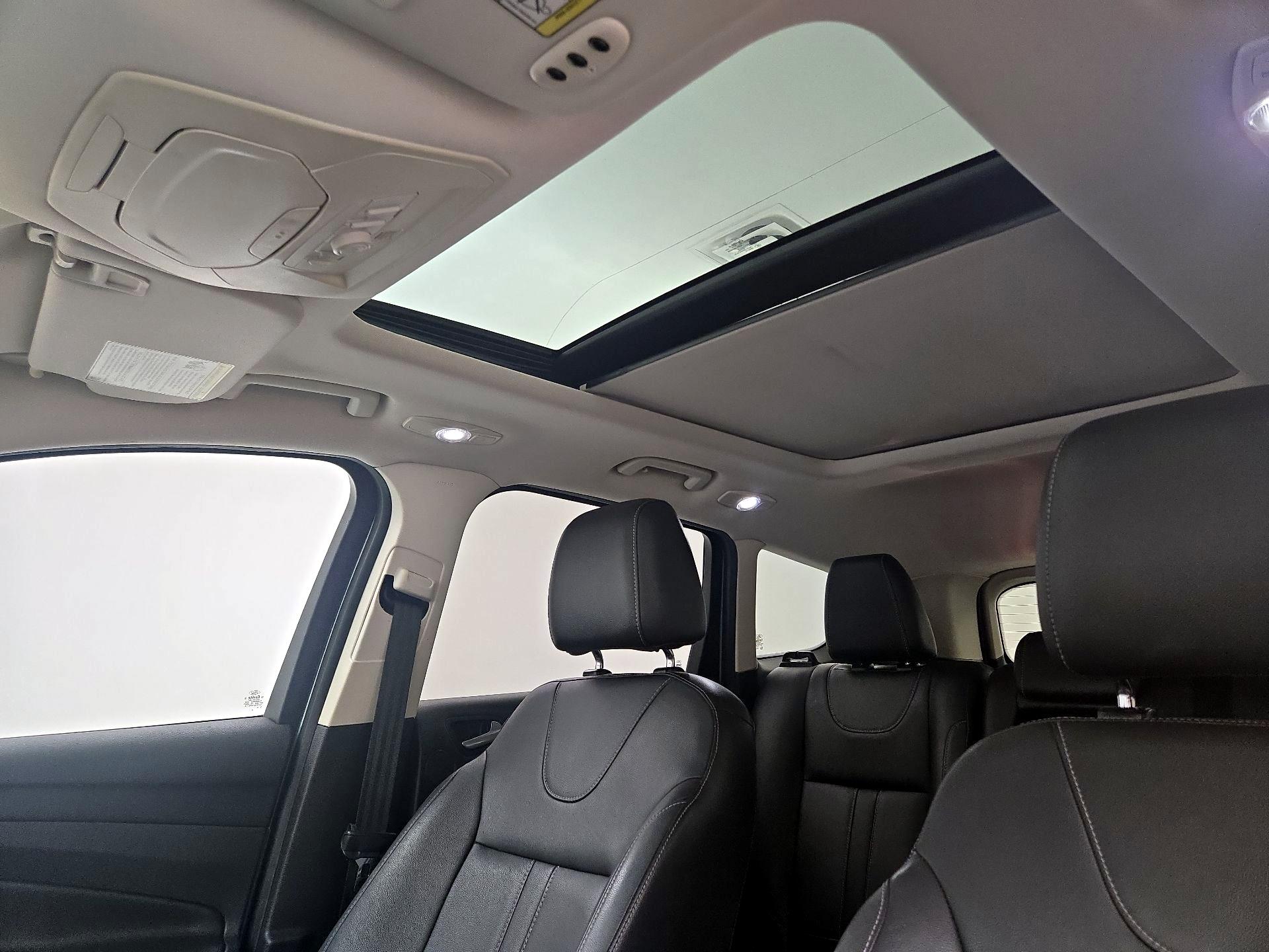 Thumbnail: 2013 Ford Escape - 19