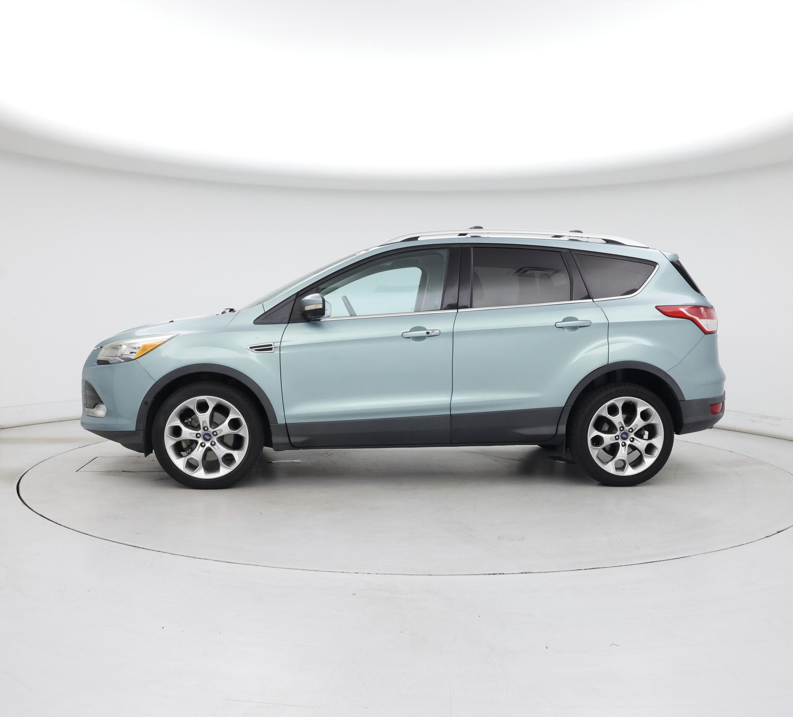 Thumbnail: 2013 Ford Escape - 3