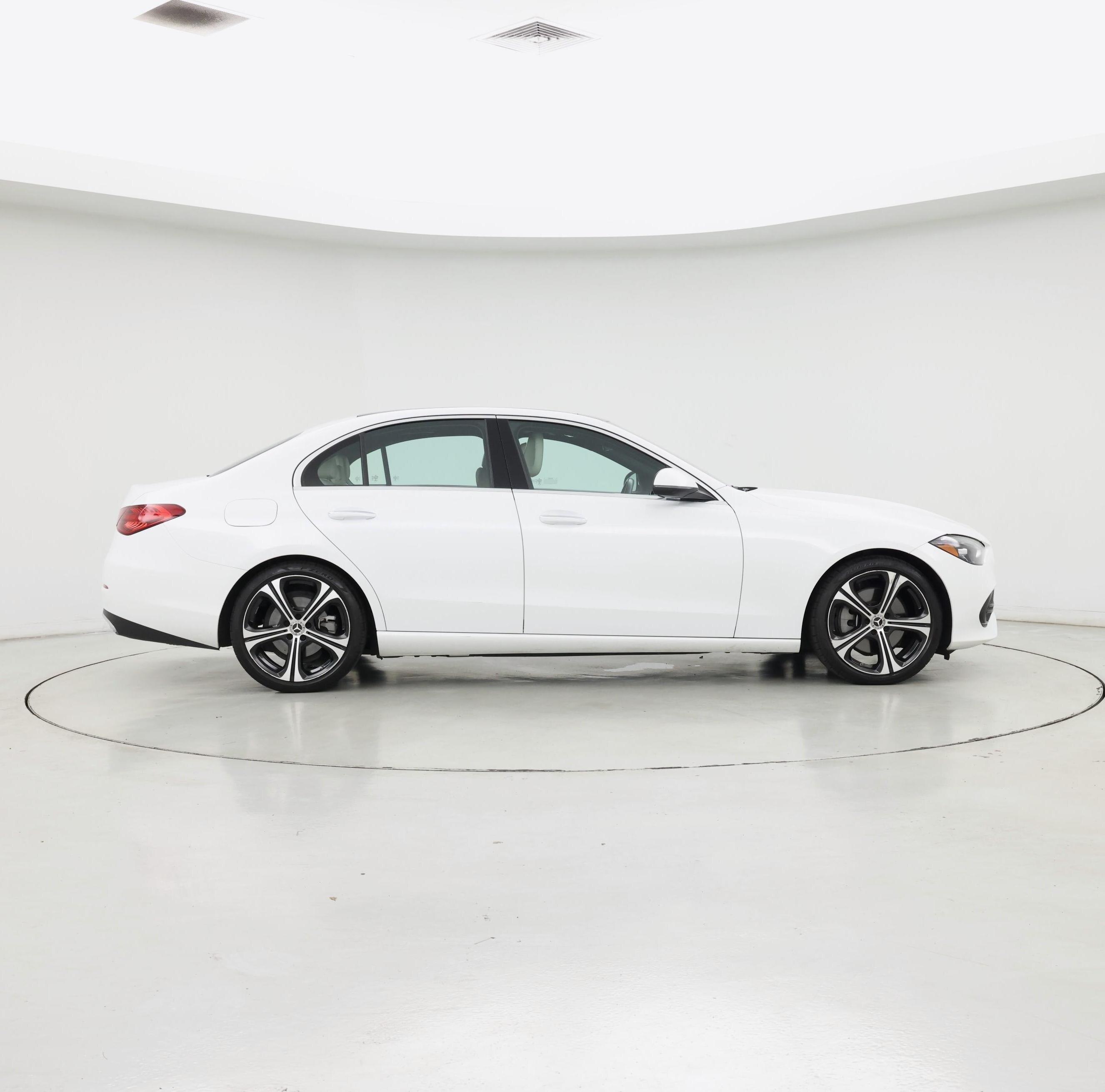Thumbnail: 2022 Mercedes-Benz C-Class - 7