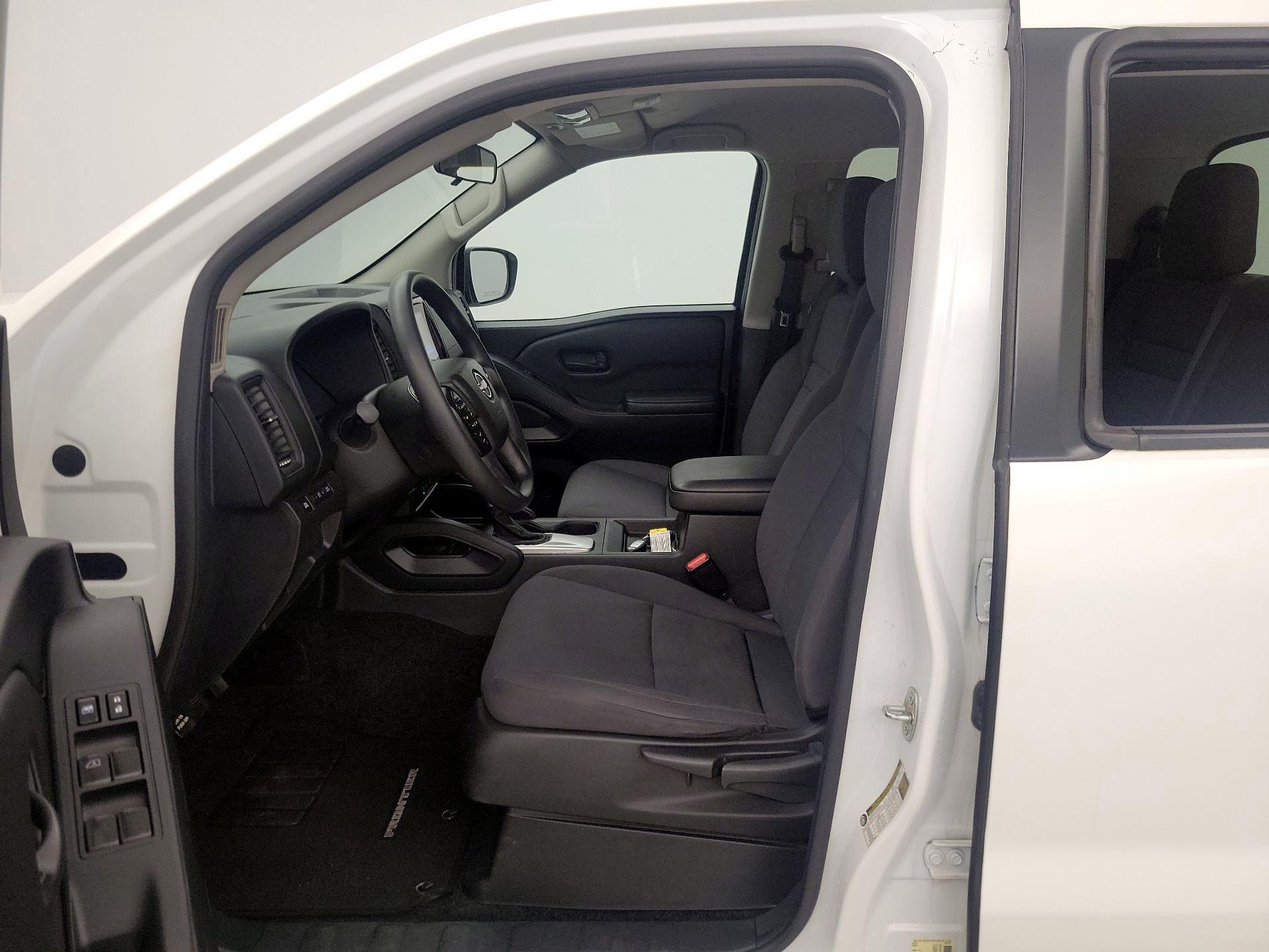 Thumbnail: 2022 Nissan Frontier - 11