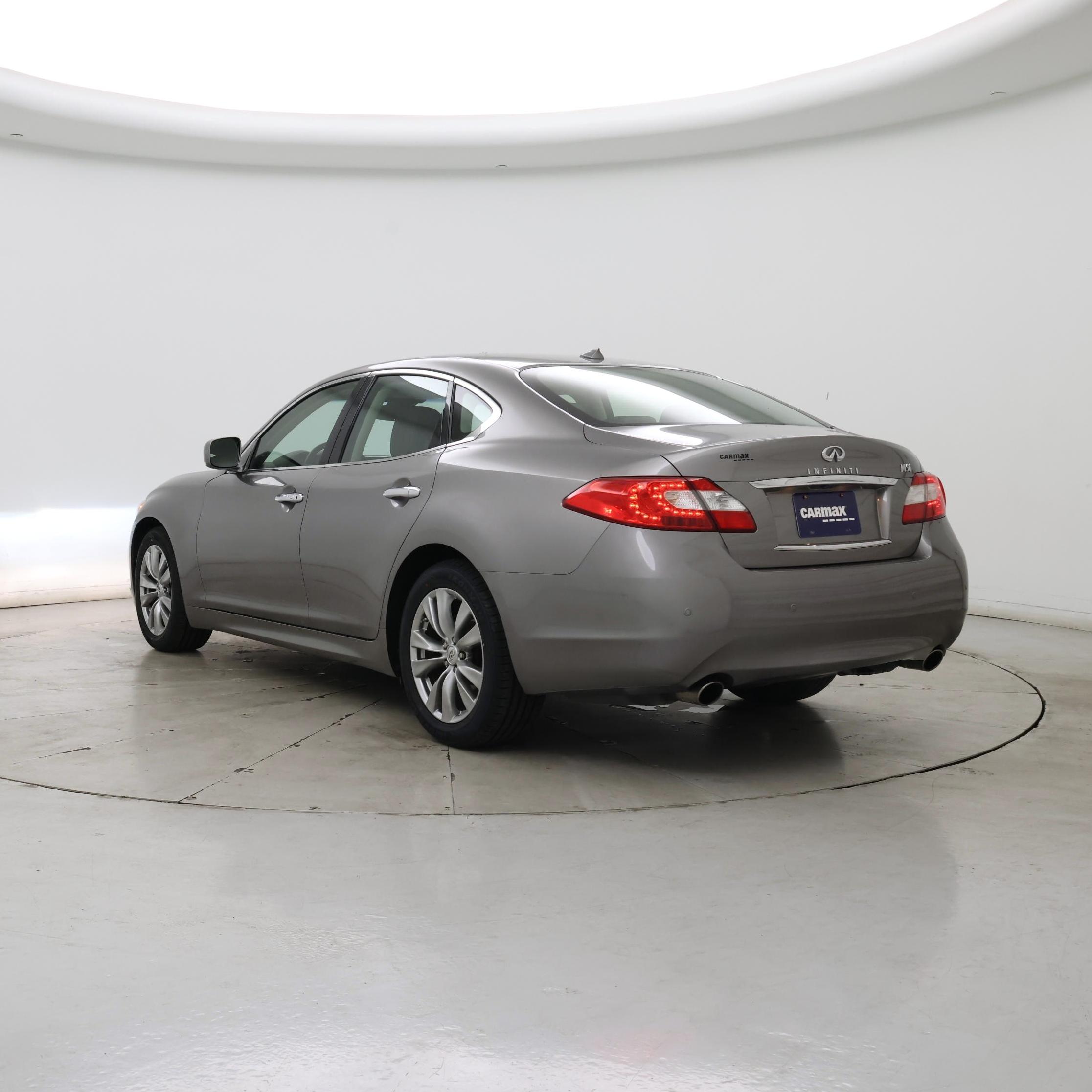 Thumbnail: 2013 INFINITI M56 - 2
