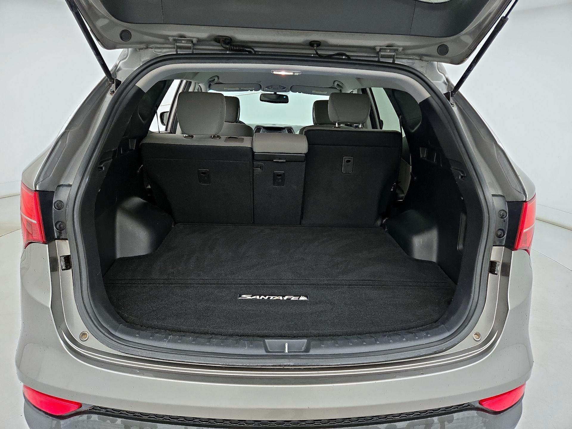 Thumbnail: 2013 Hyundai Santa Fe - 19