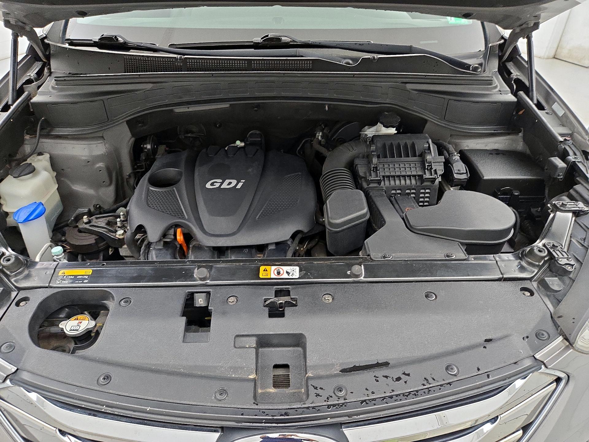 Thumbnail: 2013 Hyundai Santa Fe - 20
