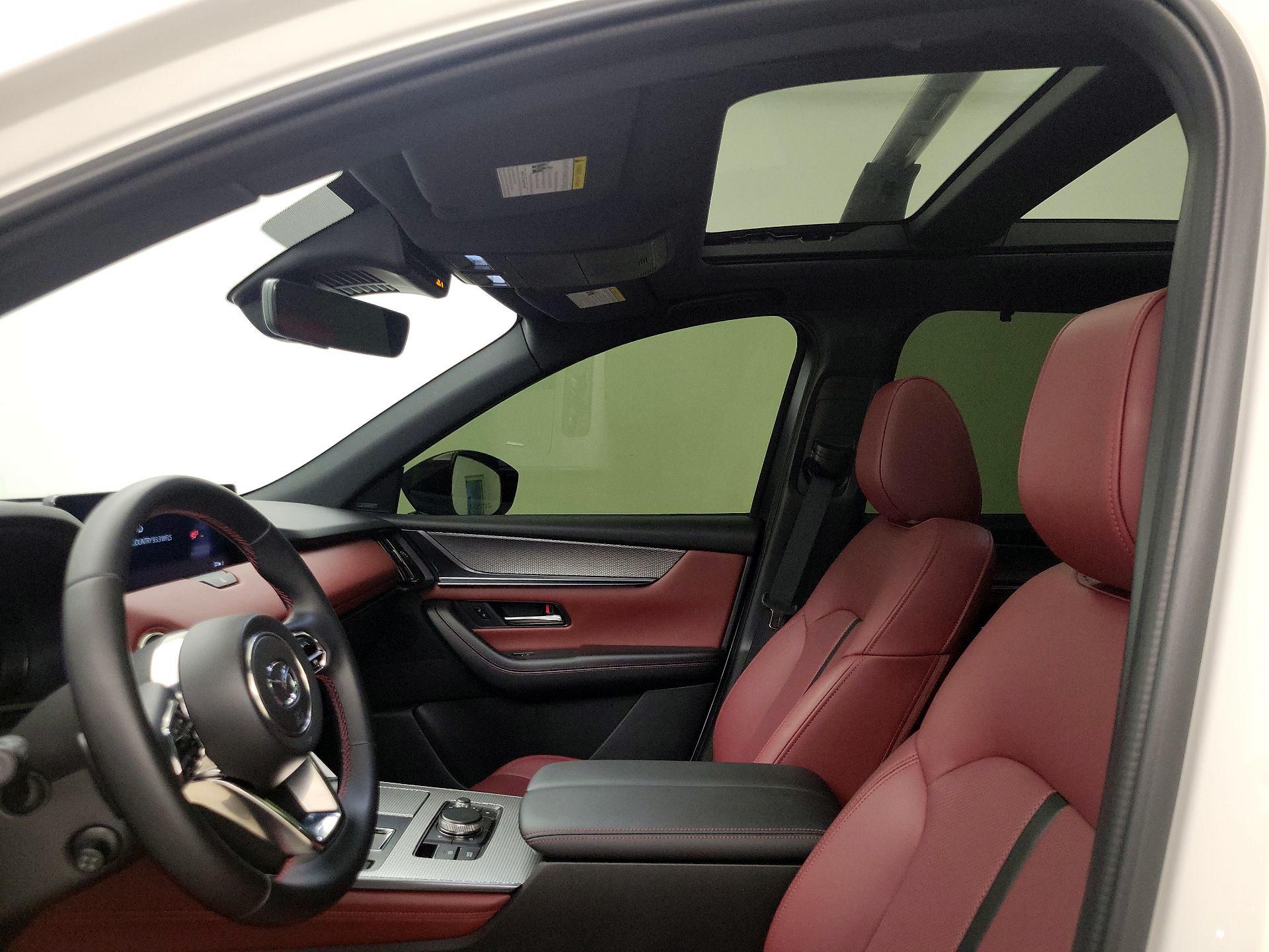 Thumbnail: 2025 Mazda CX-70 - 19