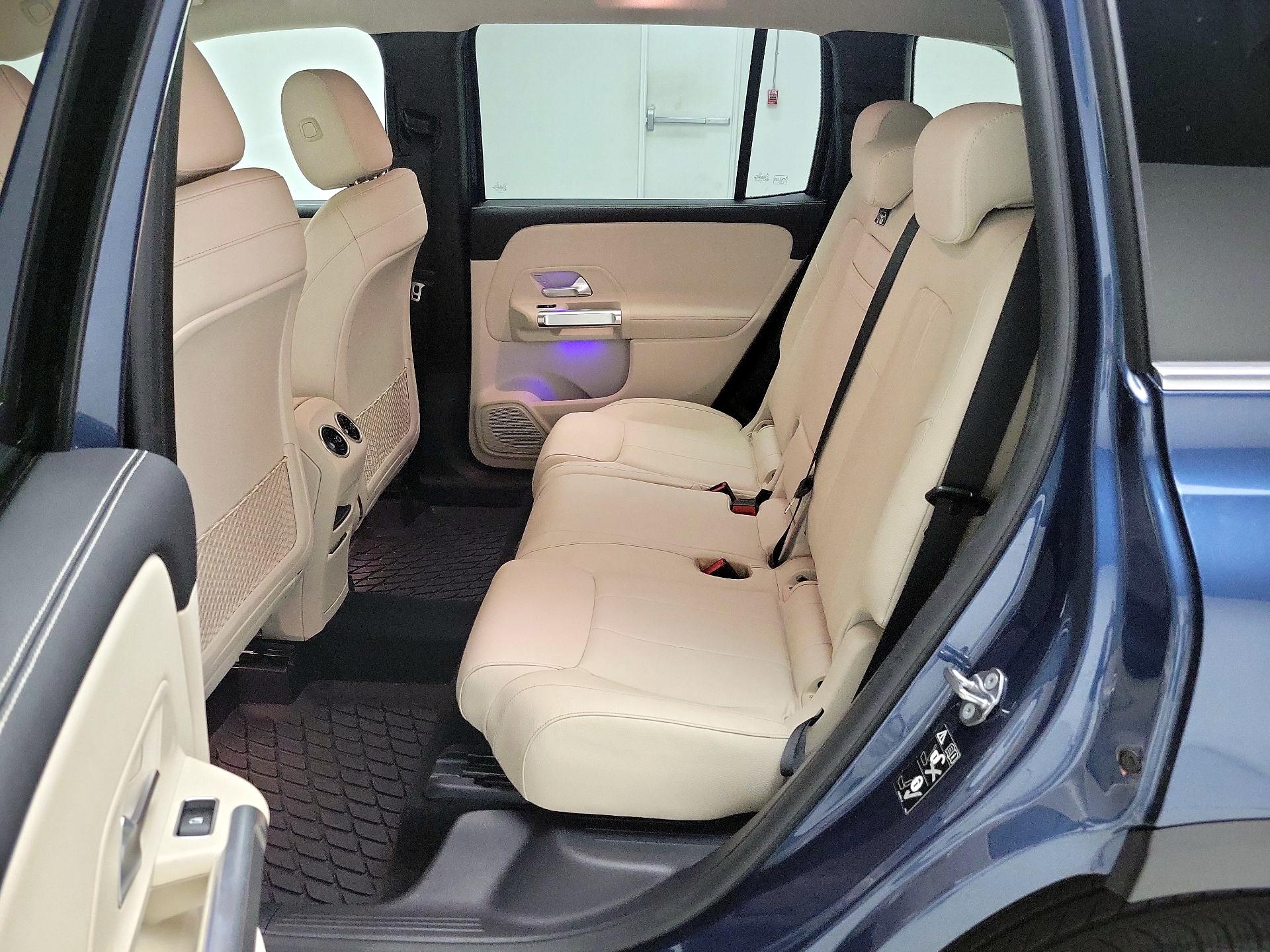 Thumbnail: 2021 Mercedes-Benz GLB - 19