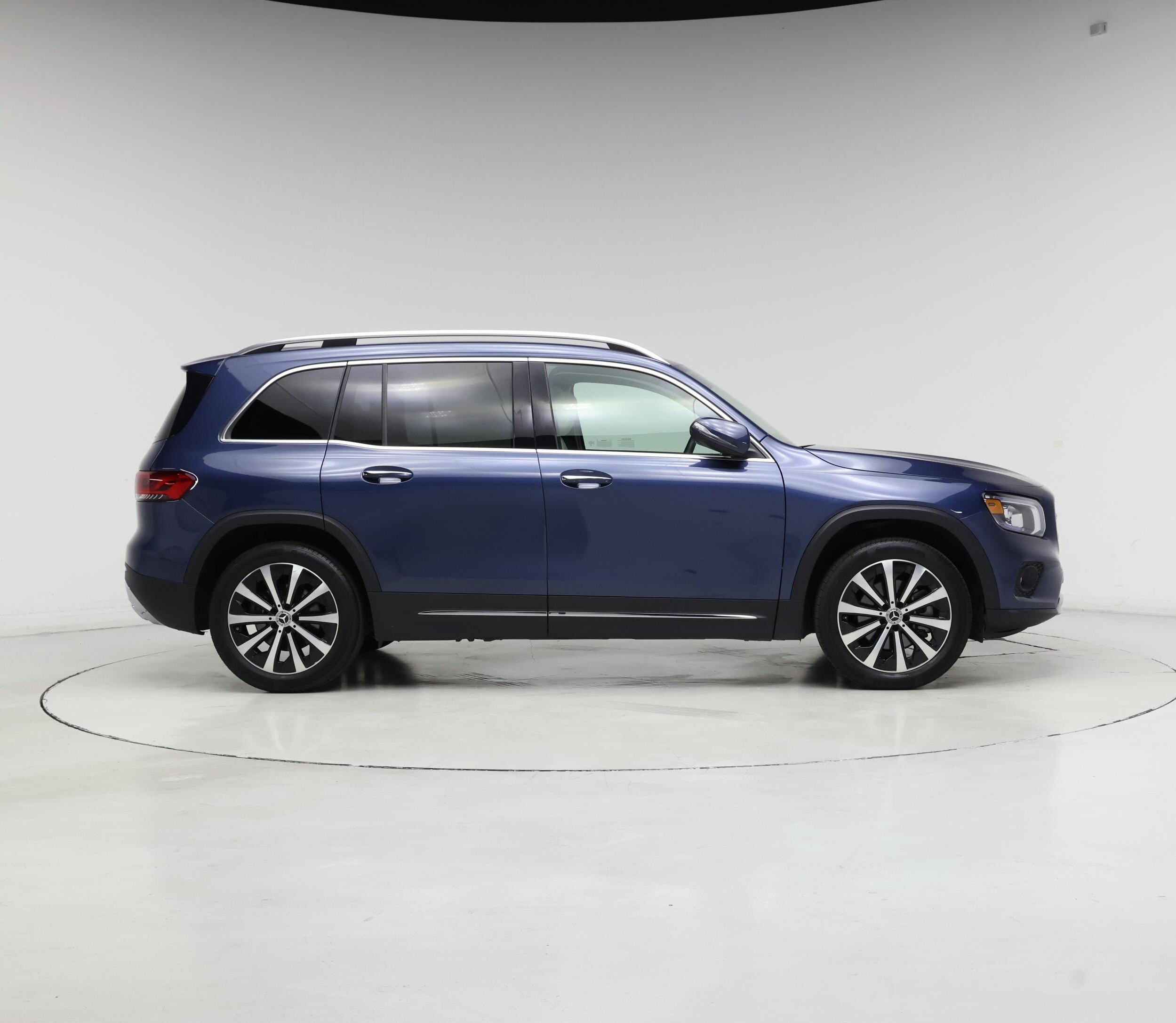 Thumbnail: 2021 Mercedes-Benz GLB - 7
