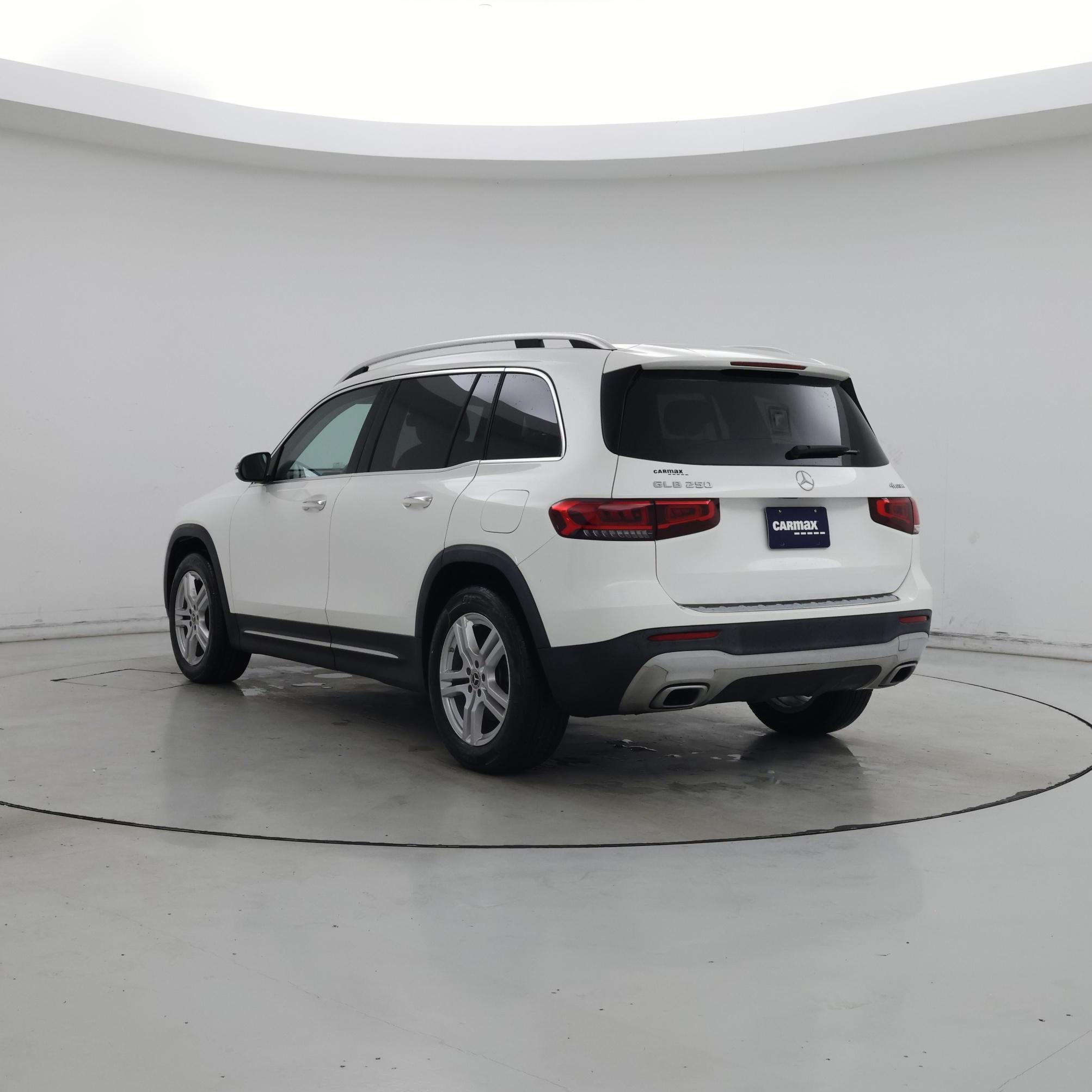 Thumbnail: 2021 Mercedes-Benz GLB - 2