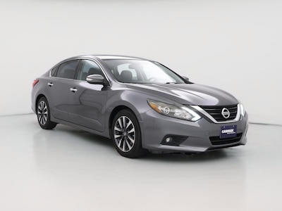 Gray 2016 Nissan Altima SL