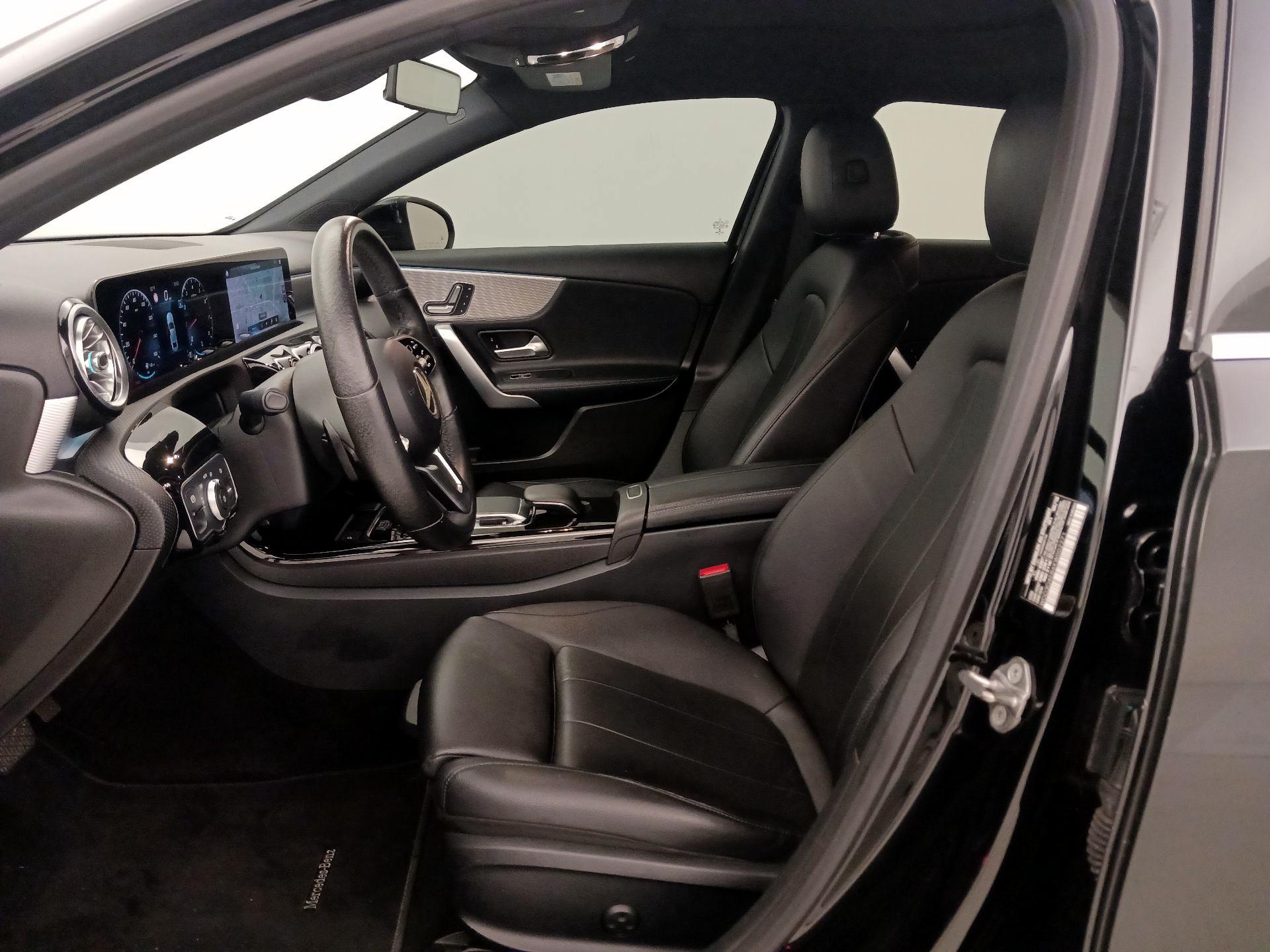 Thumbnail: 2019 Mercedes-Benz A-Class - 11