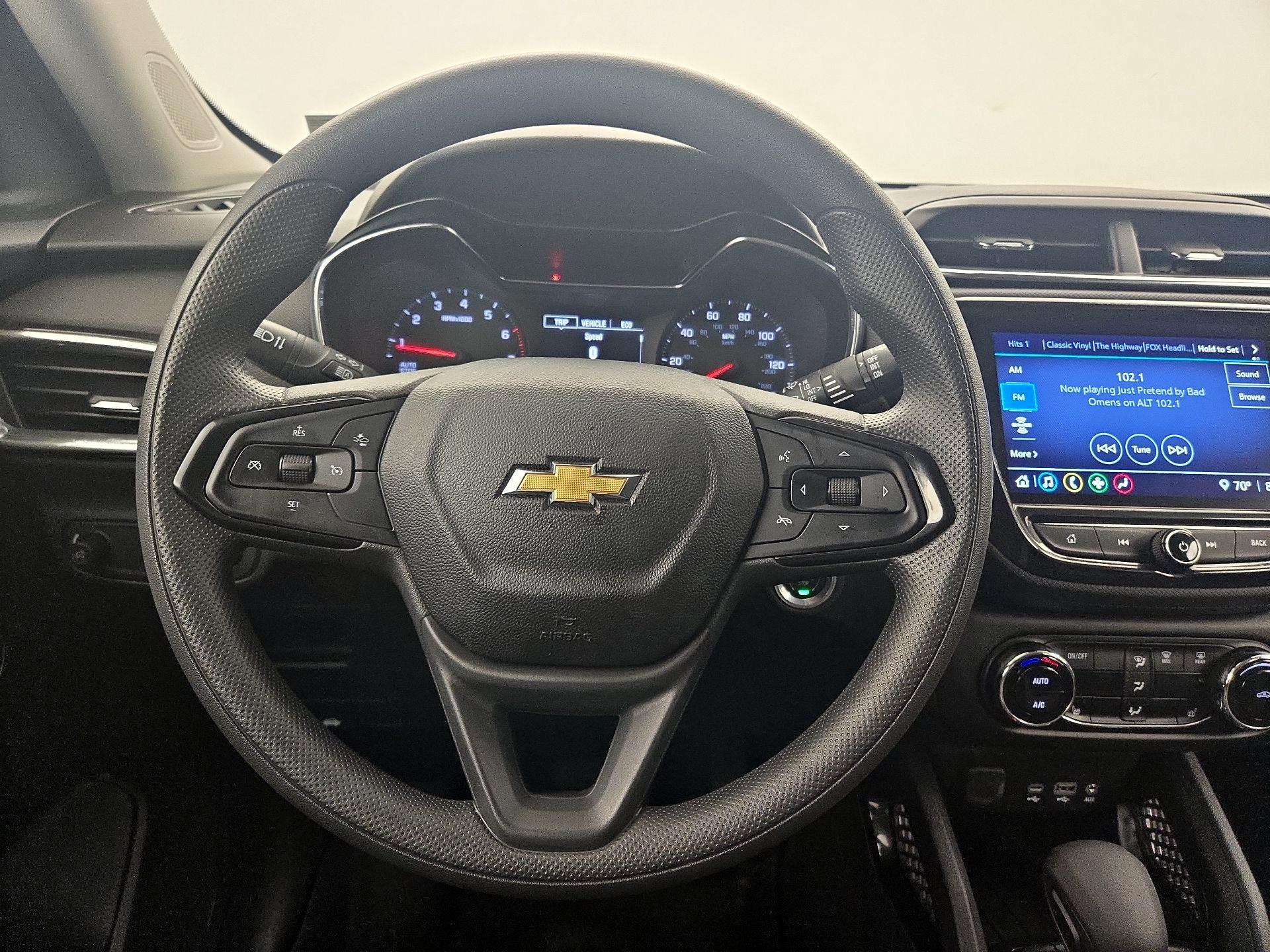 Thumbnail: 2023 Chevrolet TrailBlazer - 10