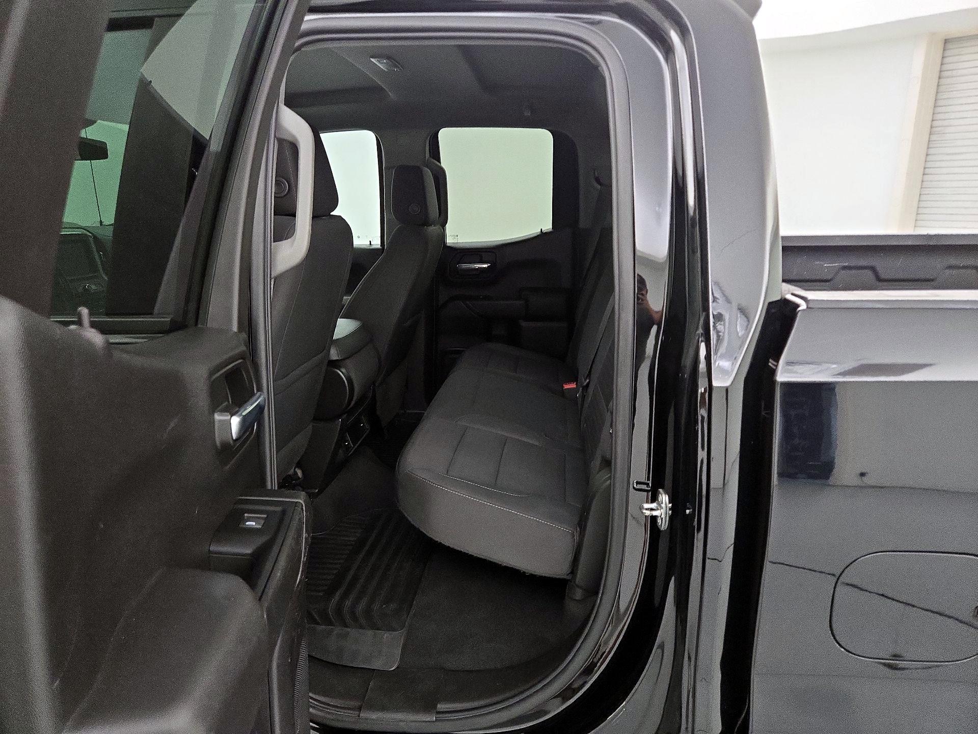 Thumbnail: 2022 Chevrolet Silverado 1500 - 19