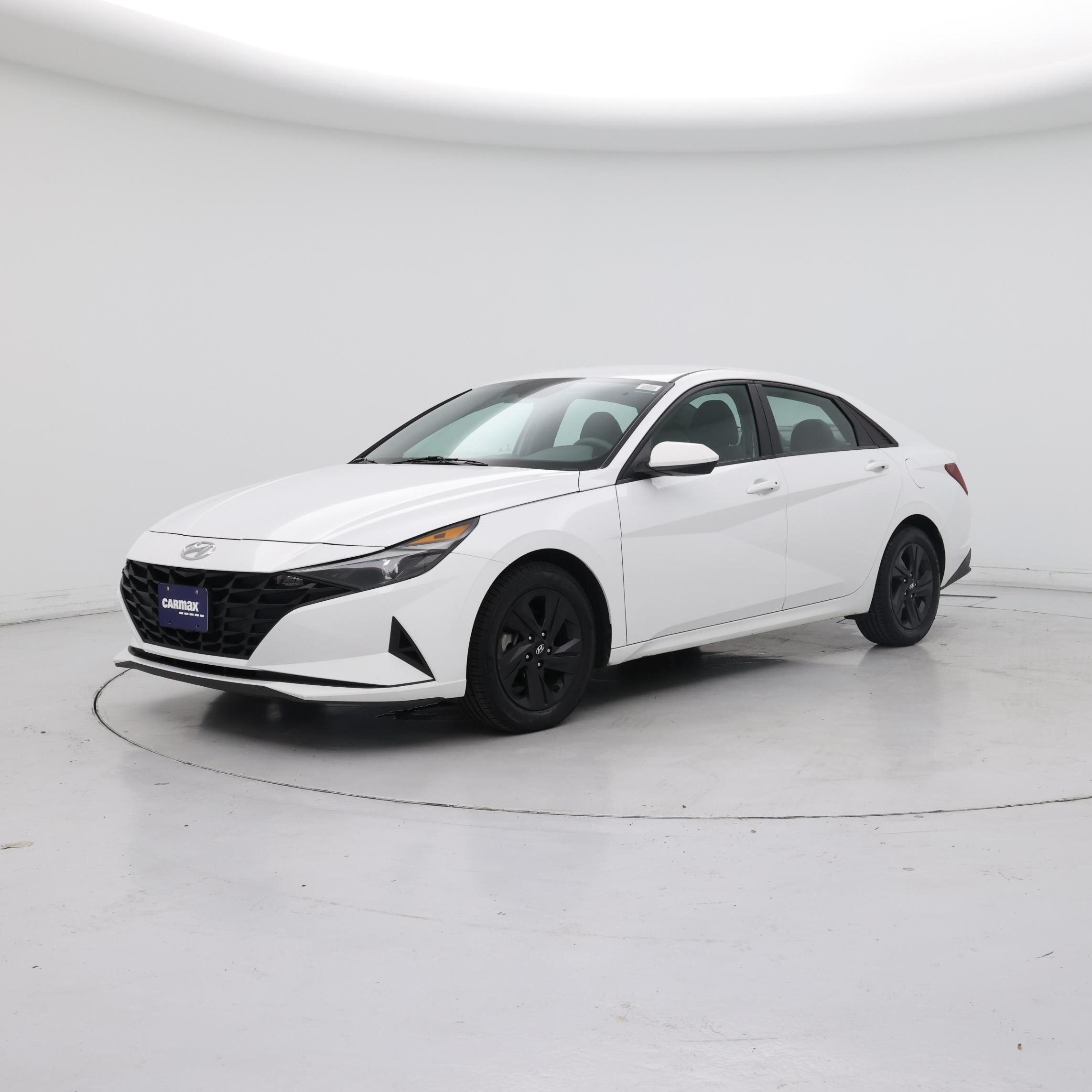 Thumbnail: 2023 Hyundai Elantra - 4