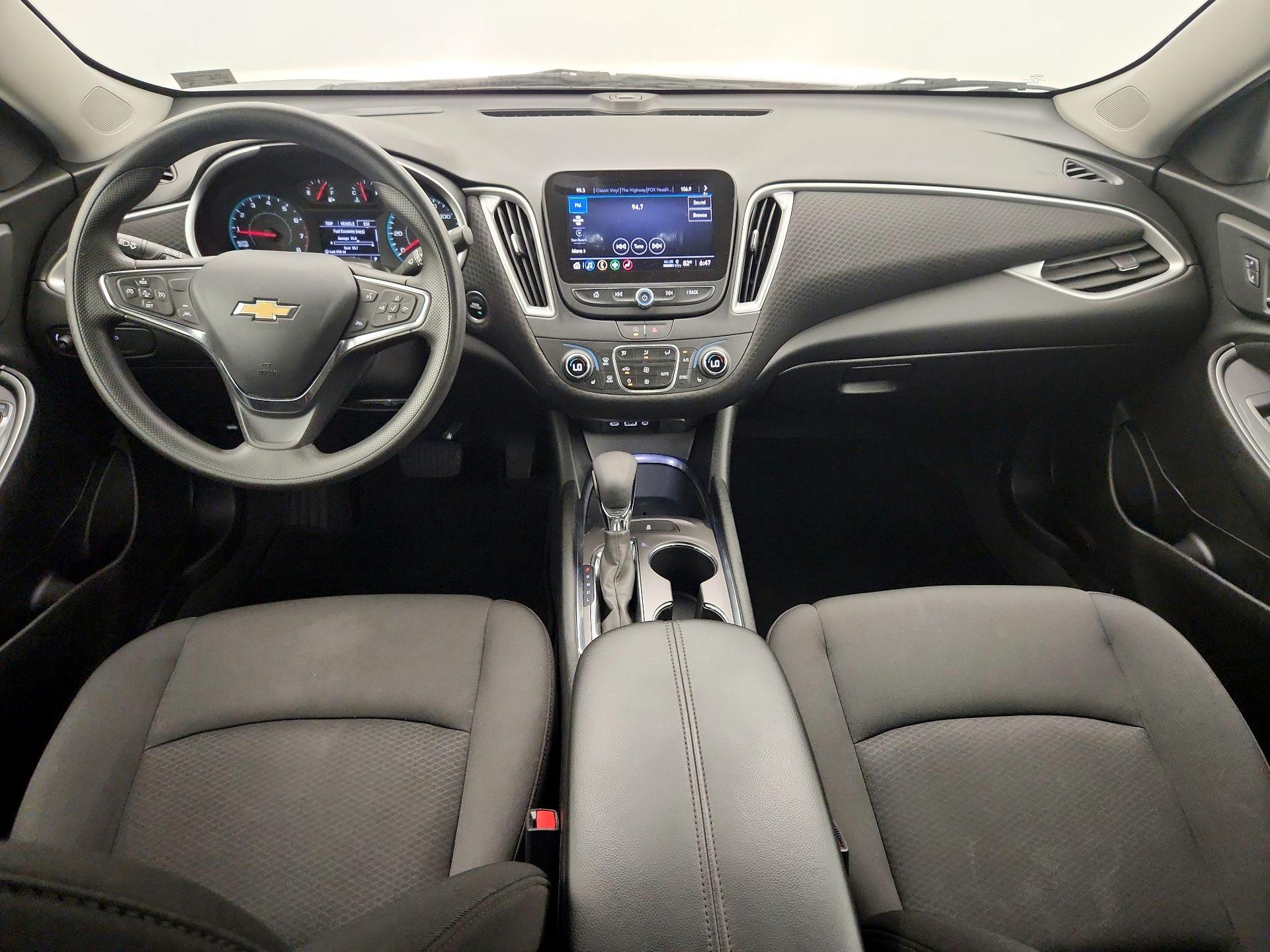 Thumbnail: 2023 Chevrolet Malibu - 9