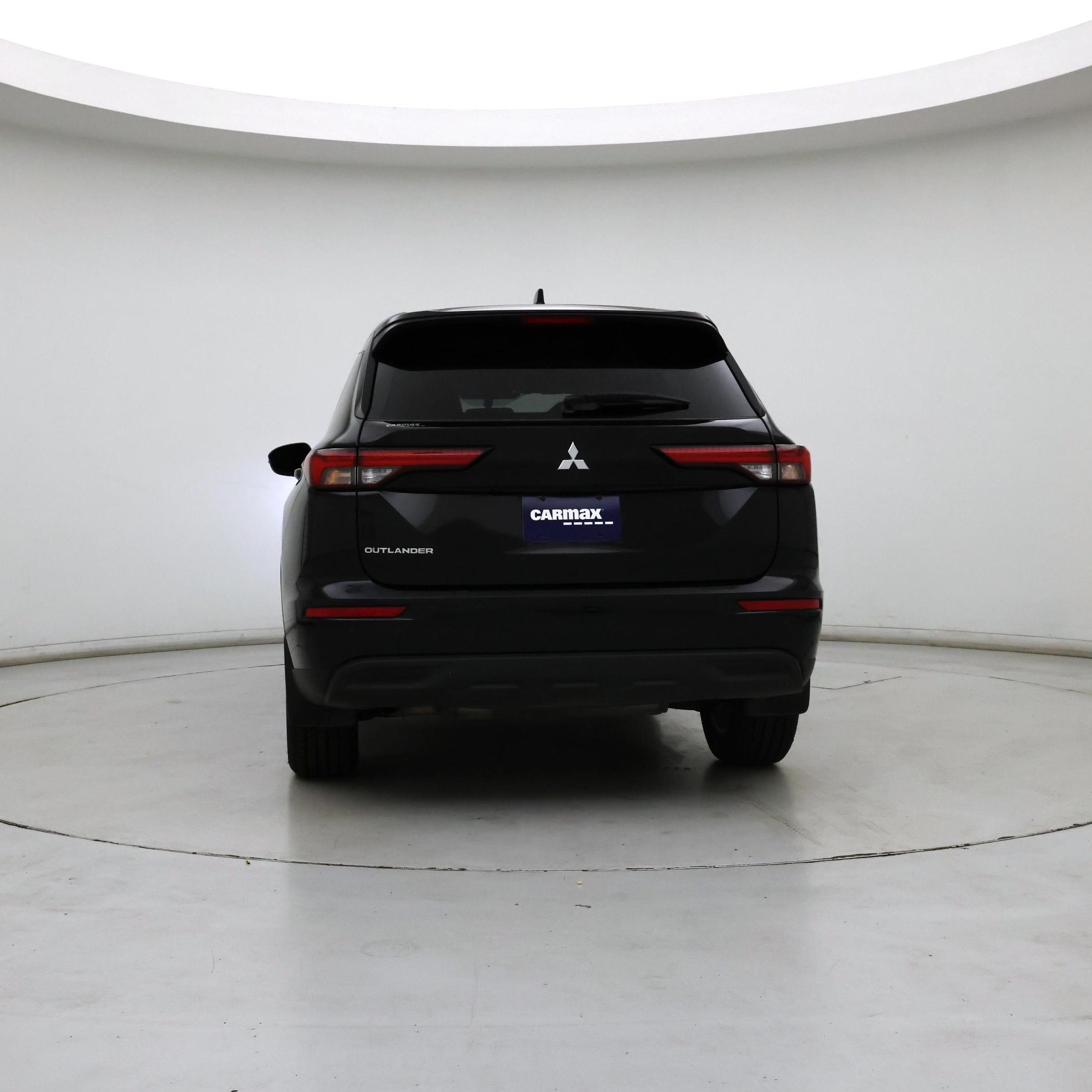 Thumbnail: 2022 Mitsubishi Outlander - 6
