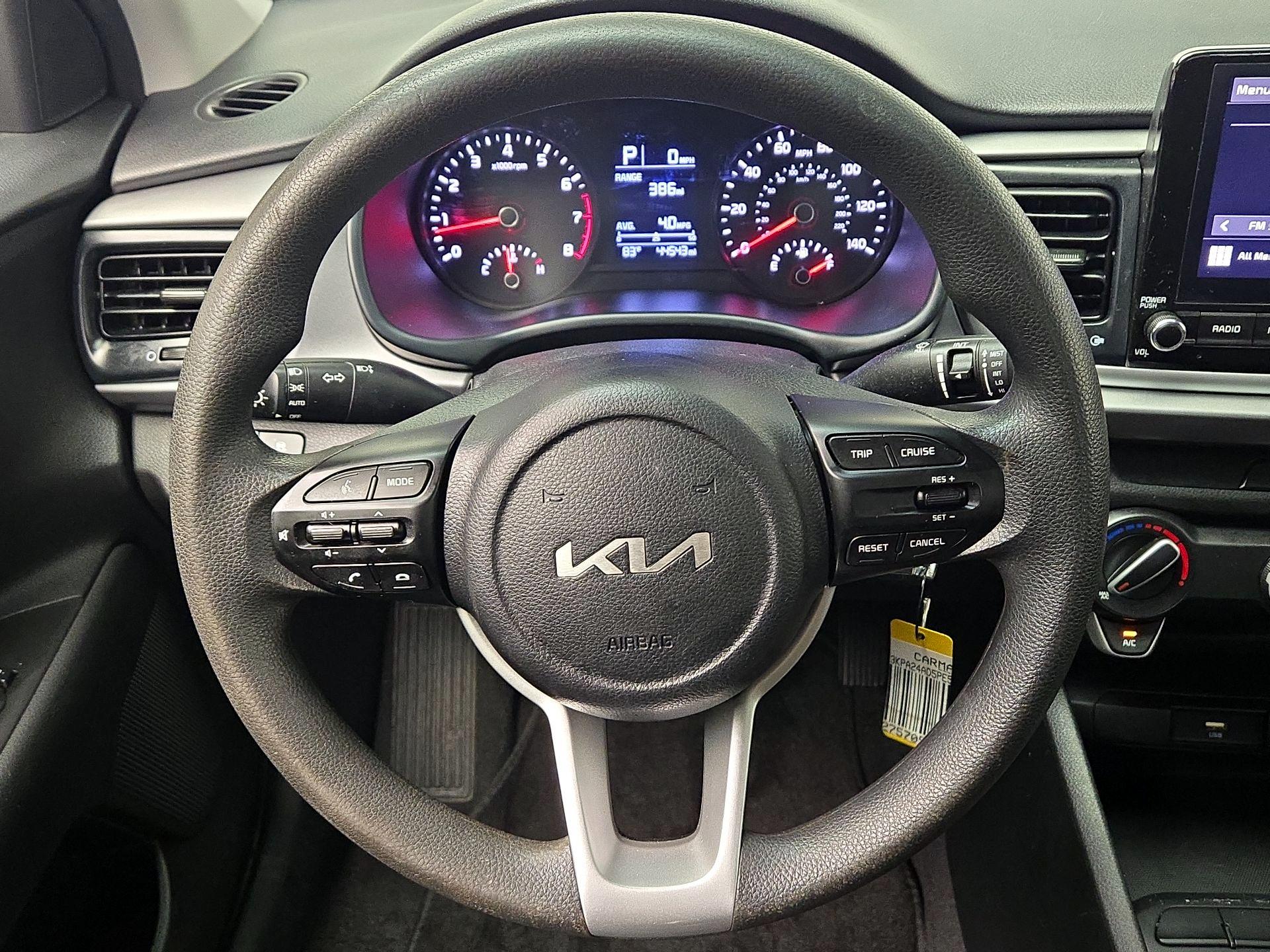 Thumbnail: 2023 Kia Rio - 10