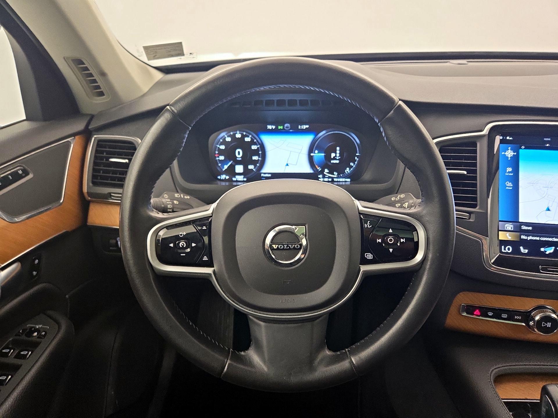 Thumbnail: 2021 Volvo XC90 - 10