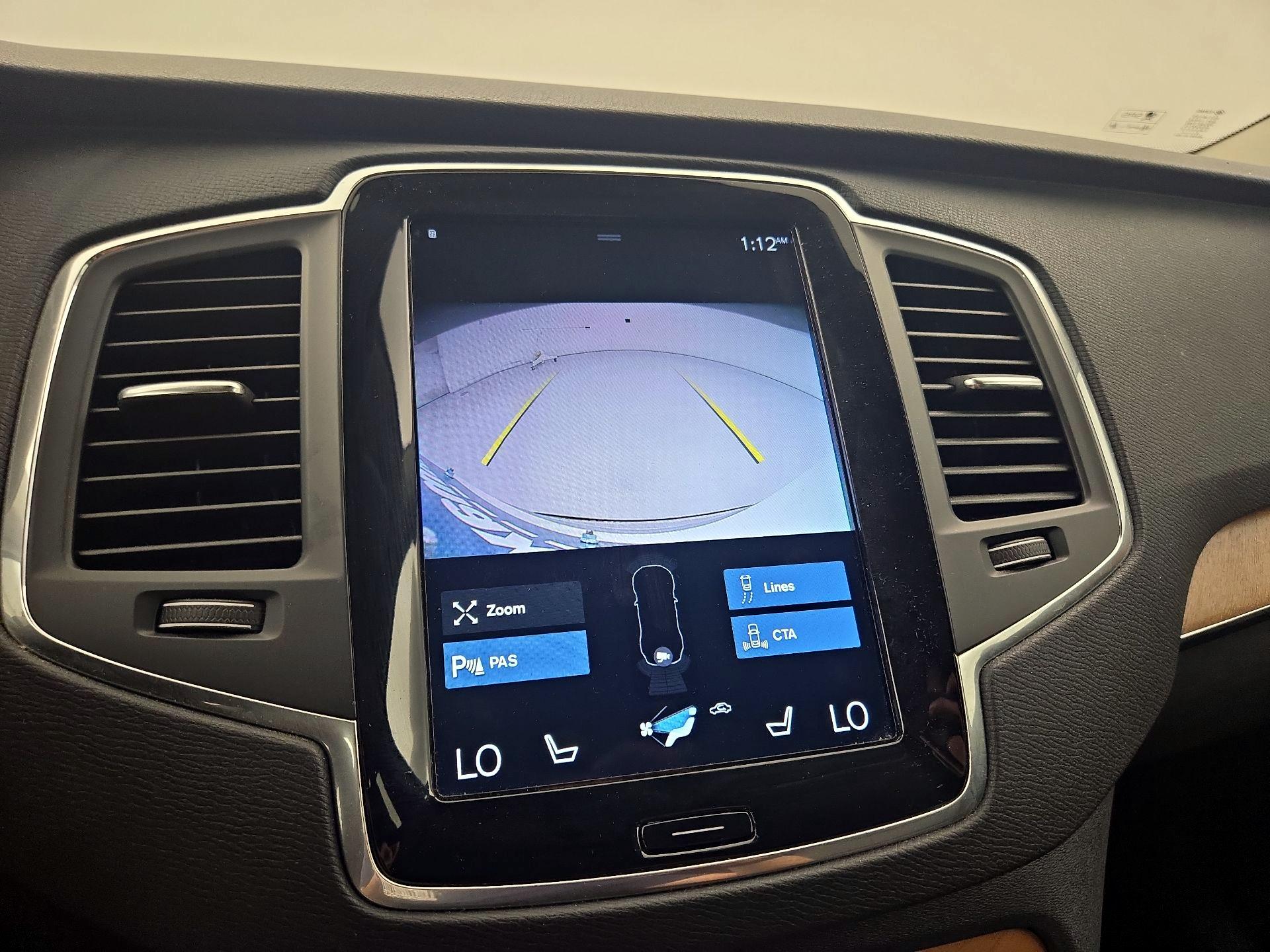 Thumbnail: 2021 Volvo XC90 - 15
