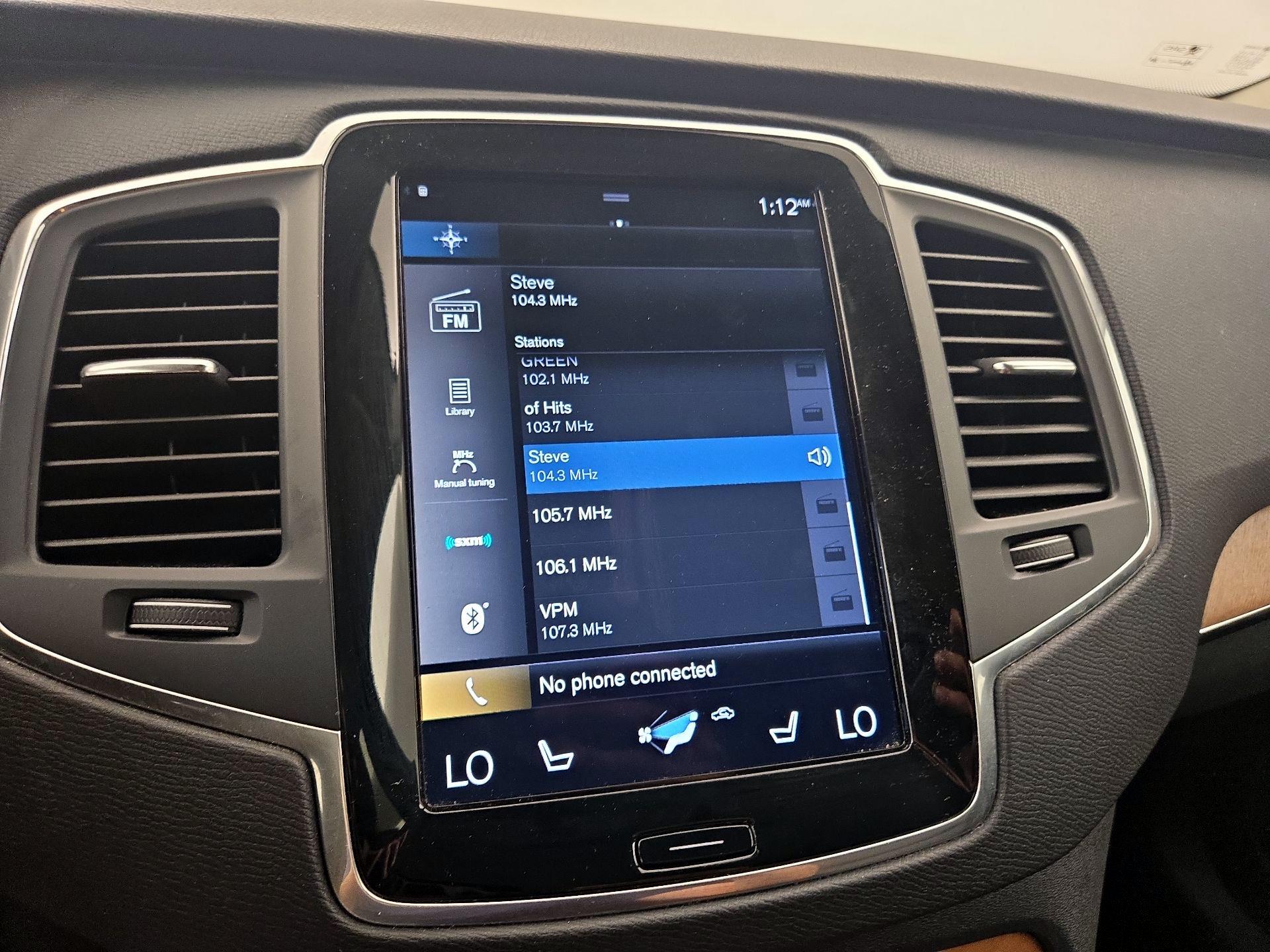 Thumbnail: 2021 Volvo XC90 - 16