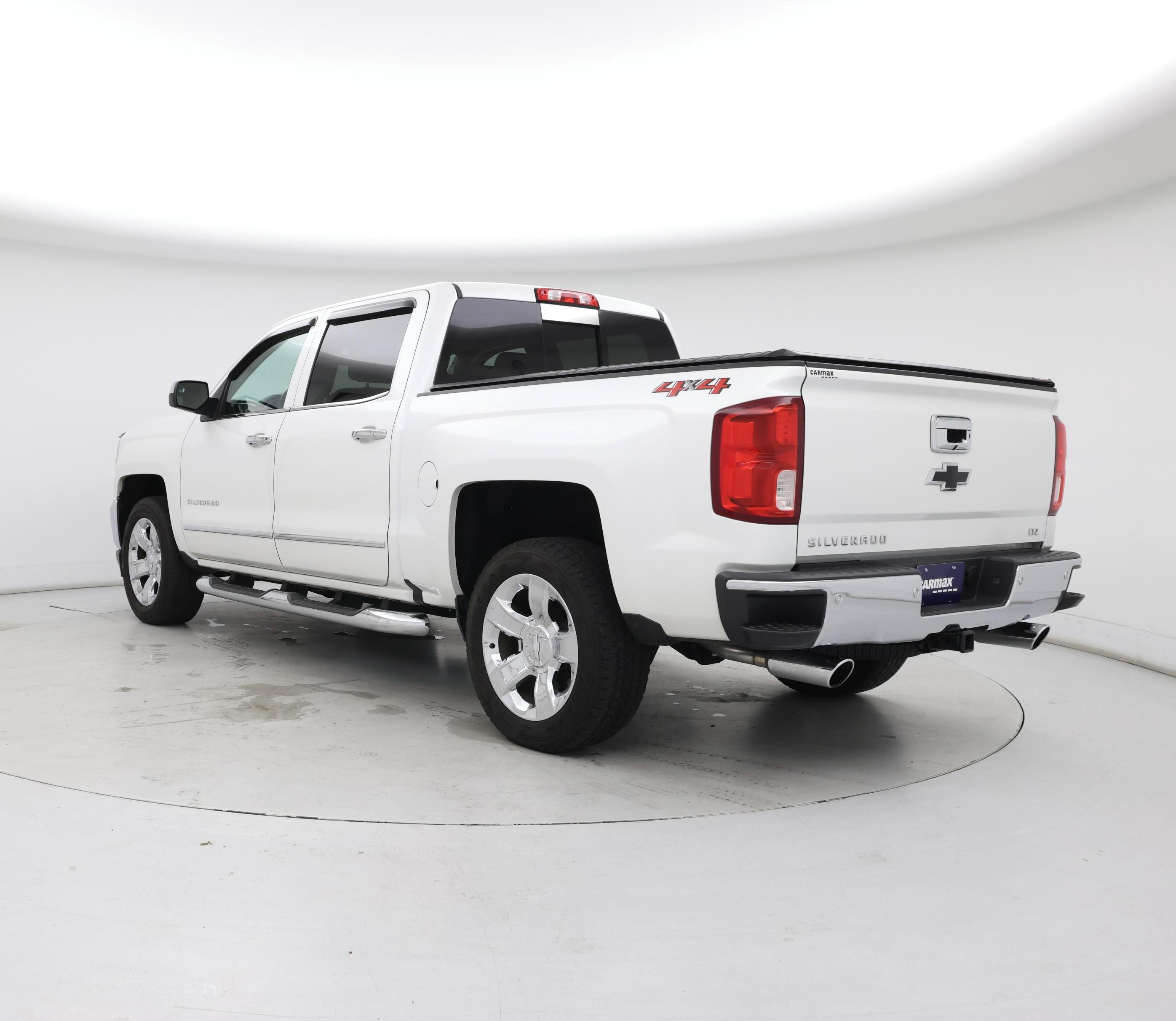 Thumbnail: 2018 Chevrolet Silverado 1500 - 2