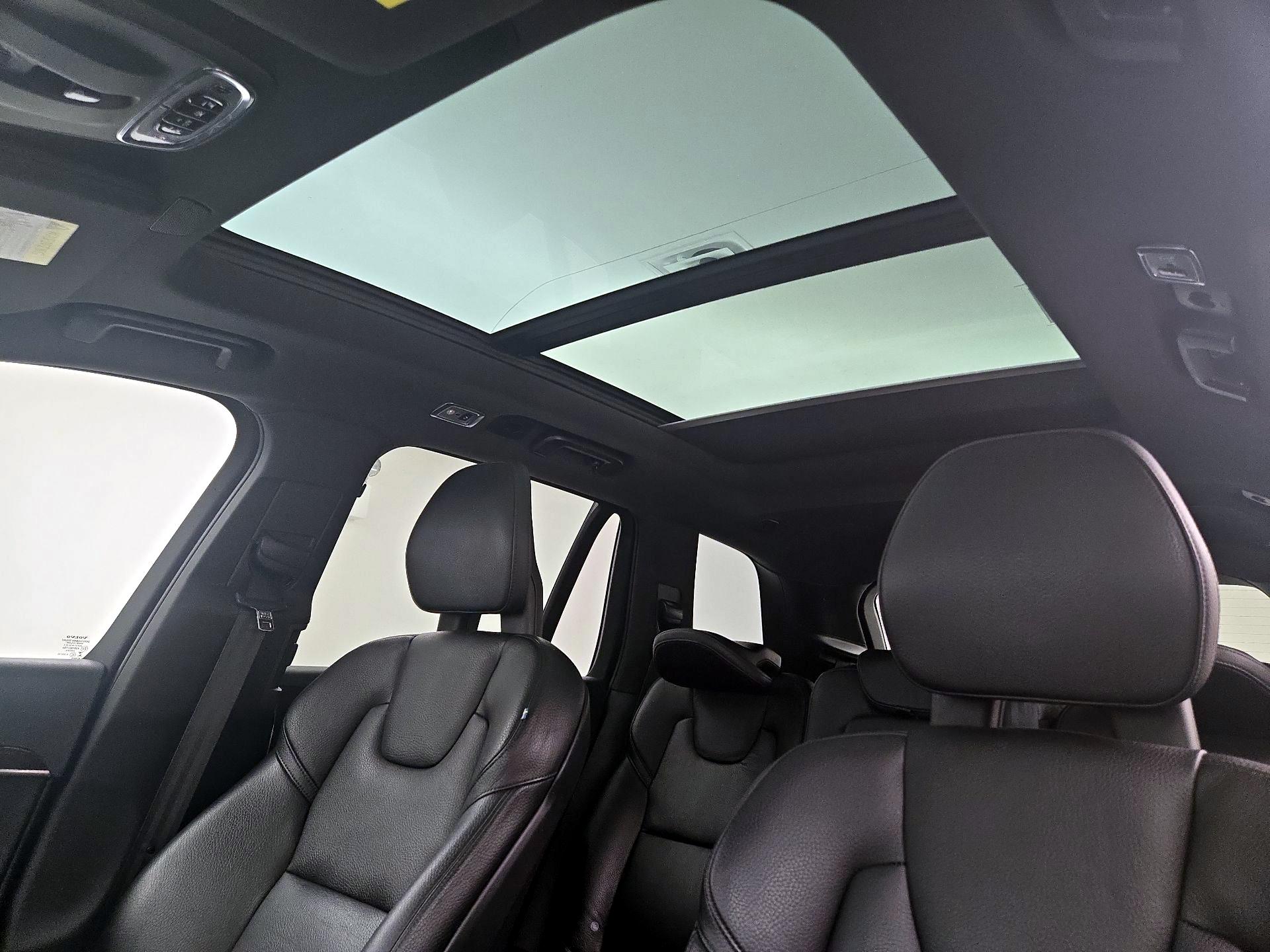 Thumbnail: 2017 Volvo XC90 - 20