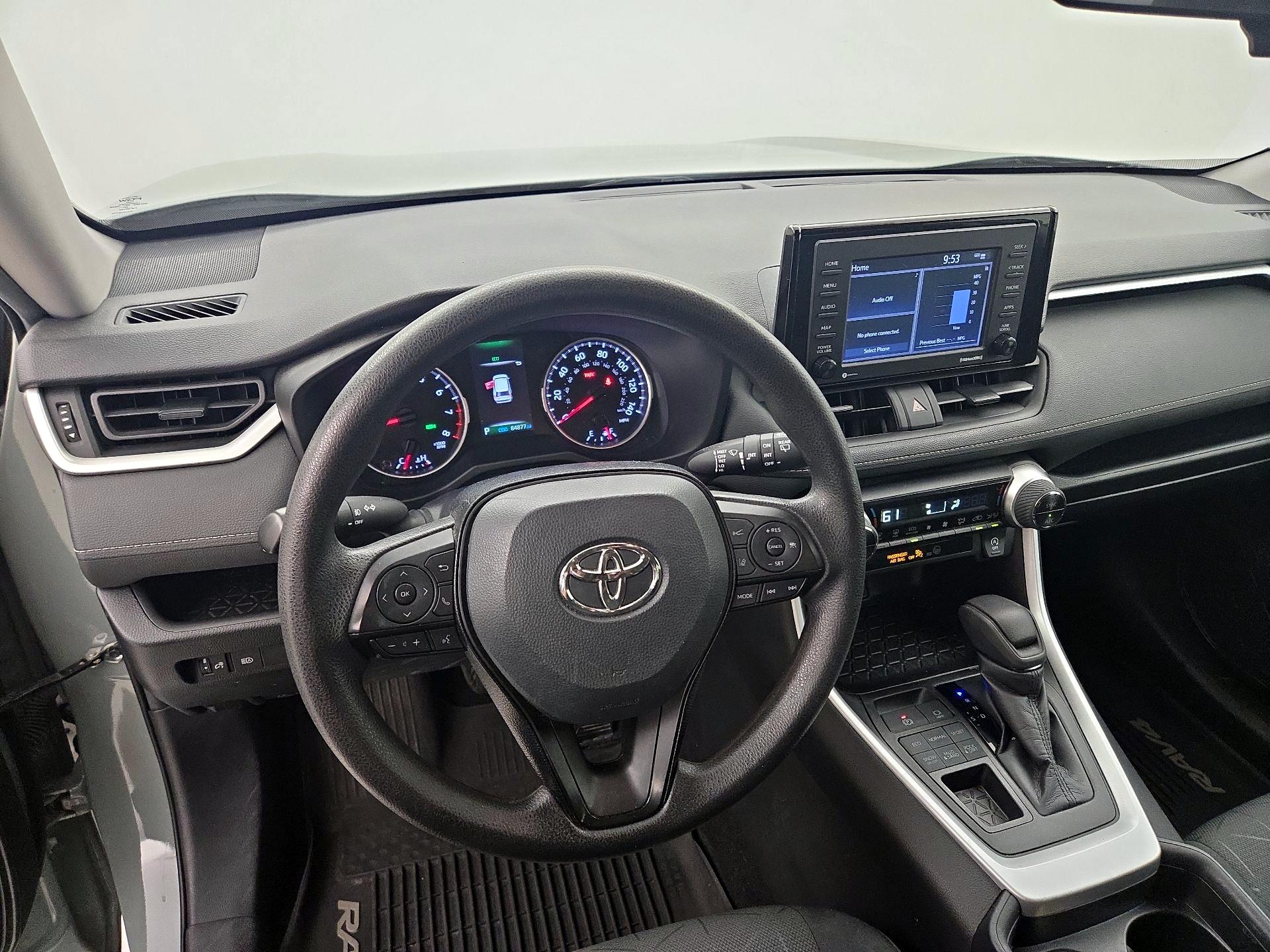 Thumbnail: 2020 Toyota RAV4 - 9