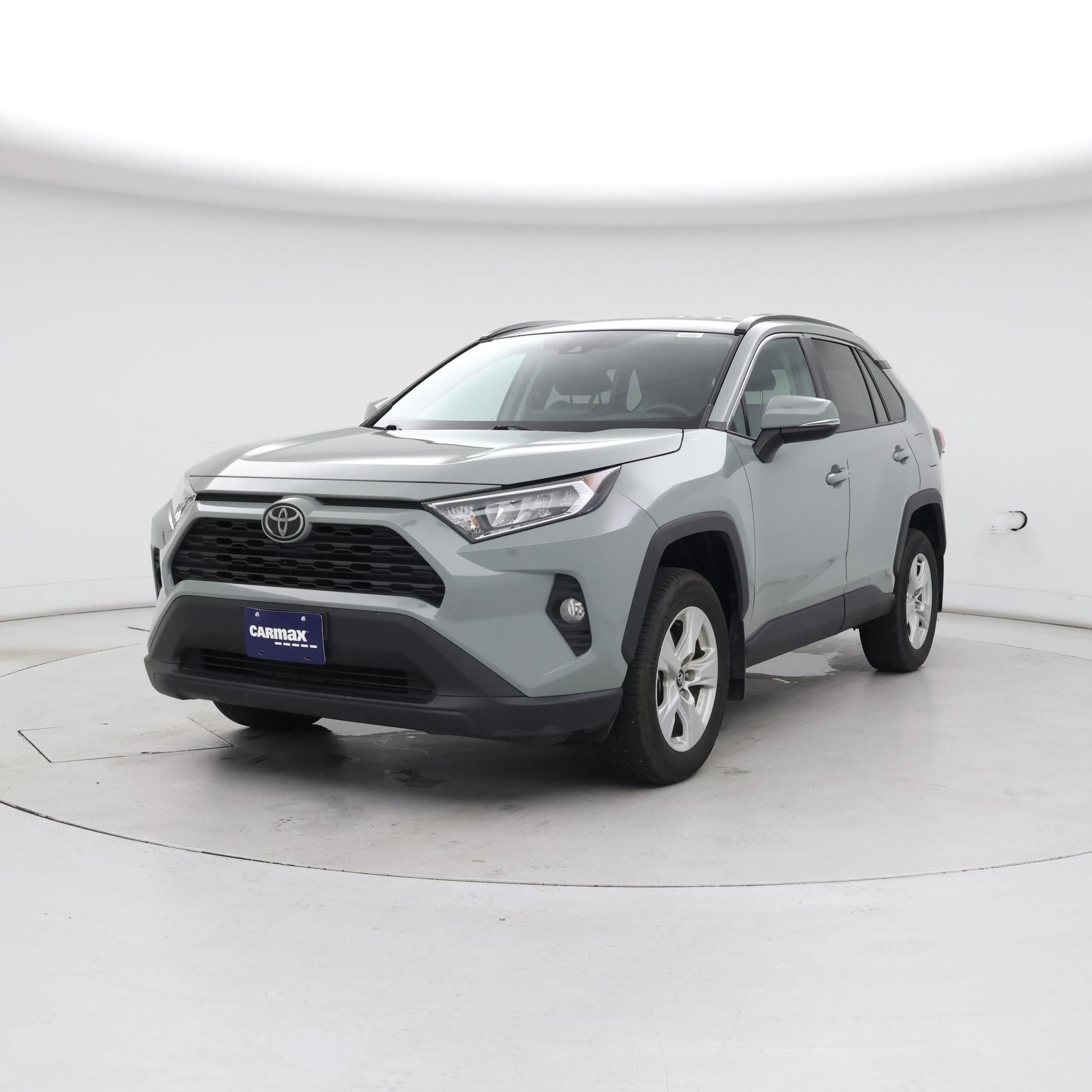 Thumbnail: 2020 Toyota RAV4 - 4