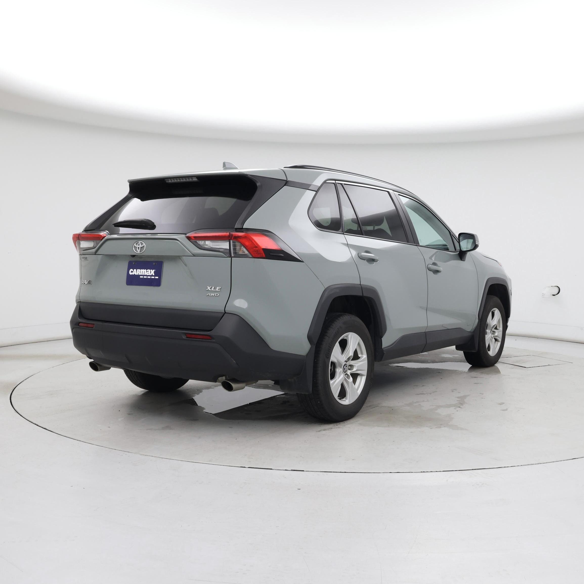 Thumbnail: 2020 Toyota RAV4 - 8