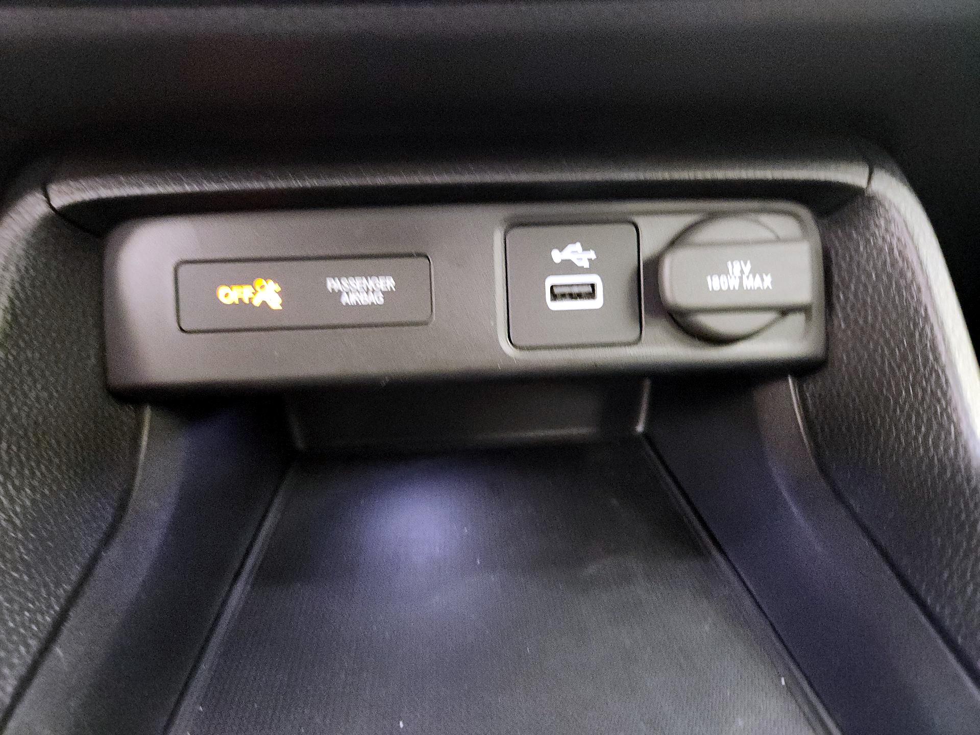 Thumbnail: 2023 Honda Civic - 18