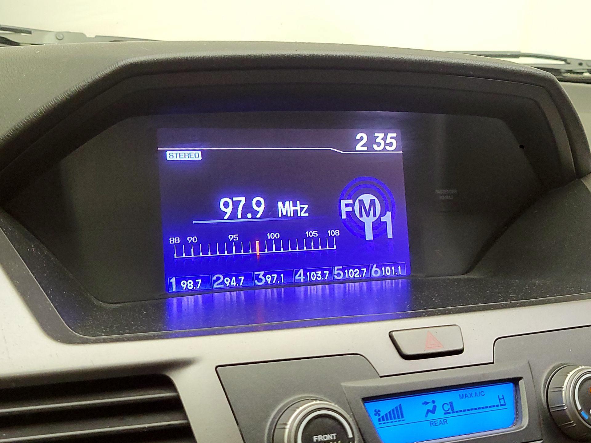 Thumbnail: 2013 Honda Odyssey - 15