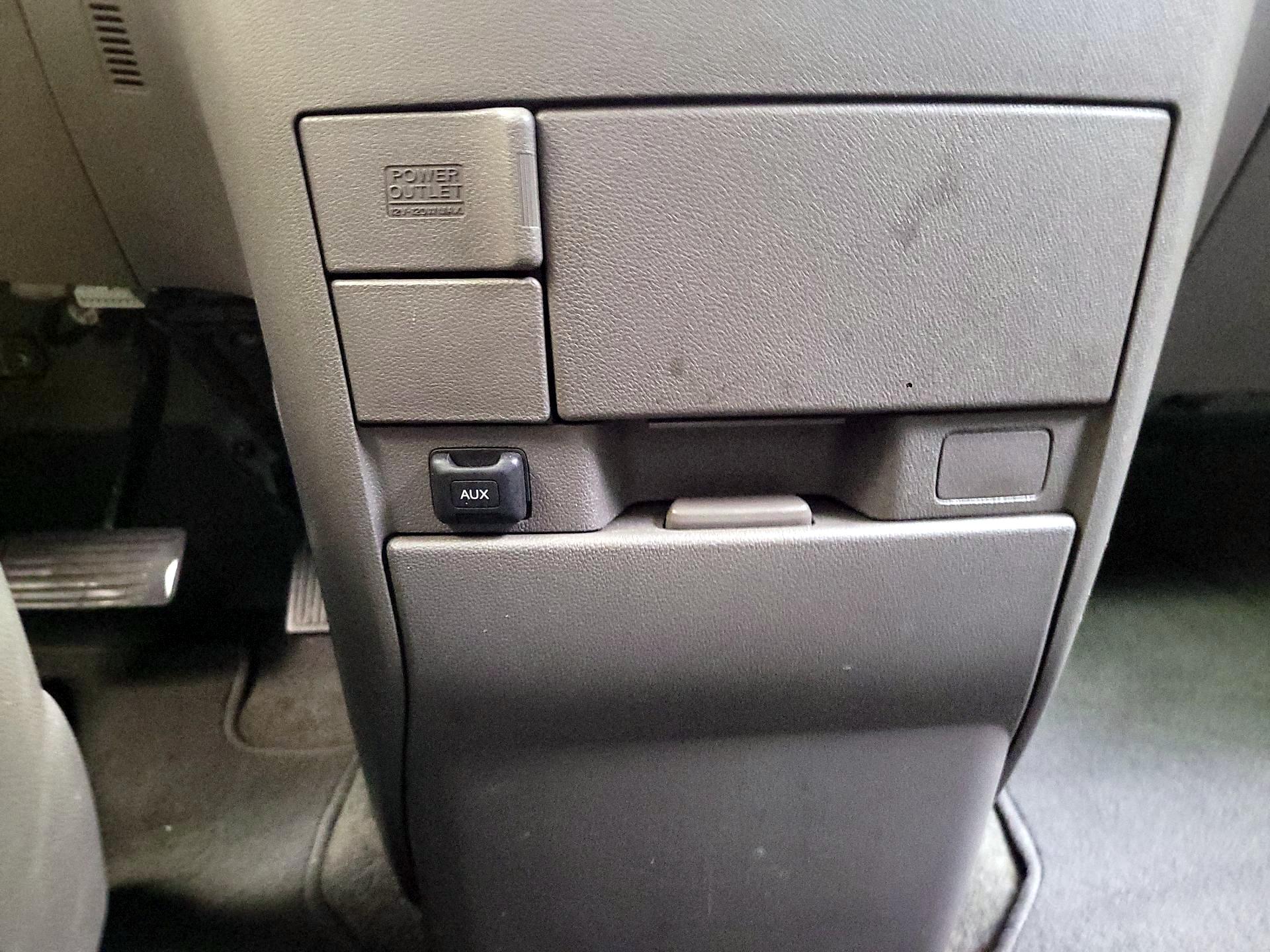 Thumbnail: 2013 Honda Odyssey - 18
