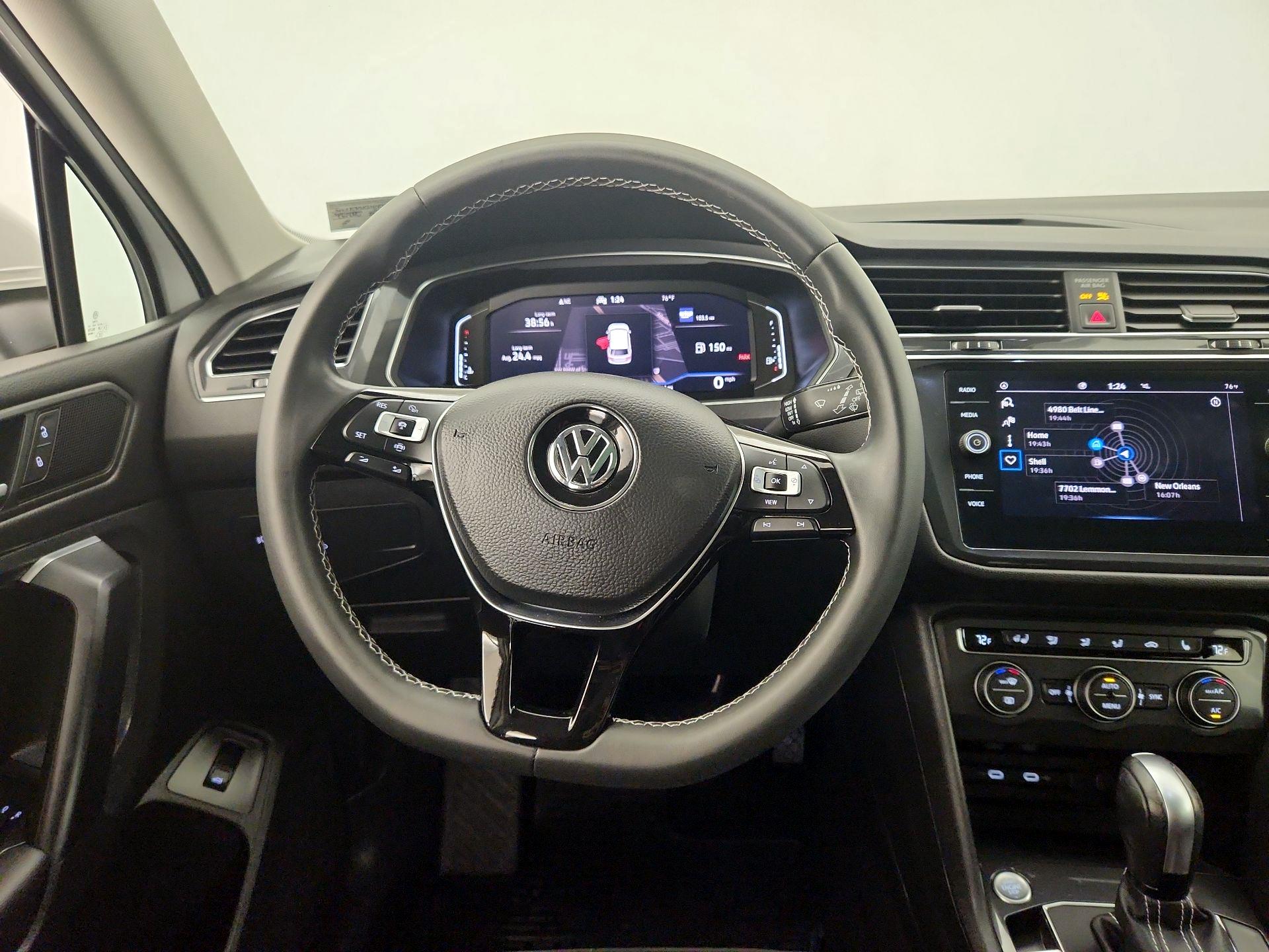 Thumbnail: 2021 Volkswagen Tiguan - 10