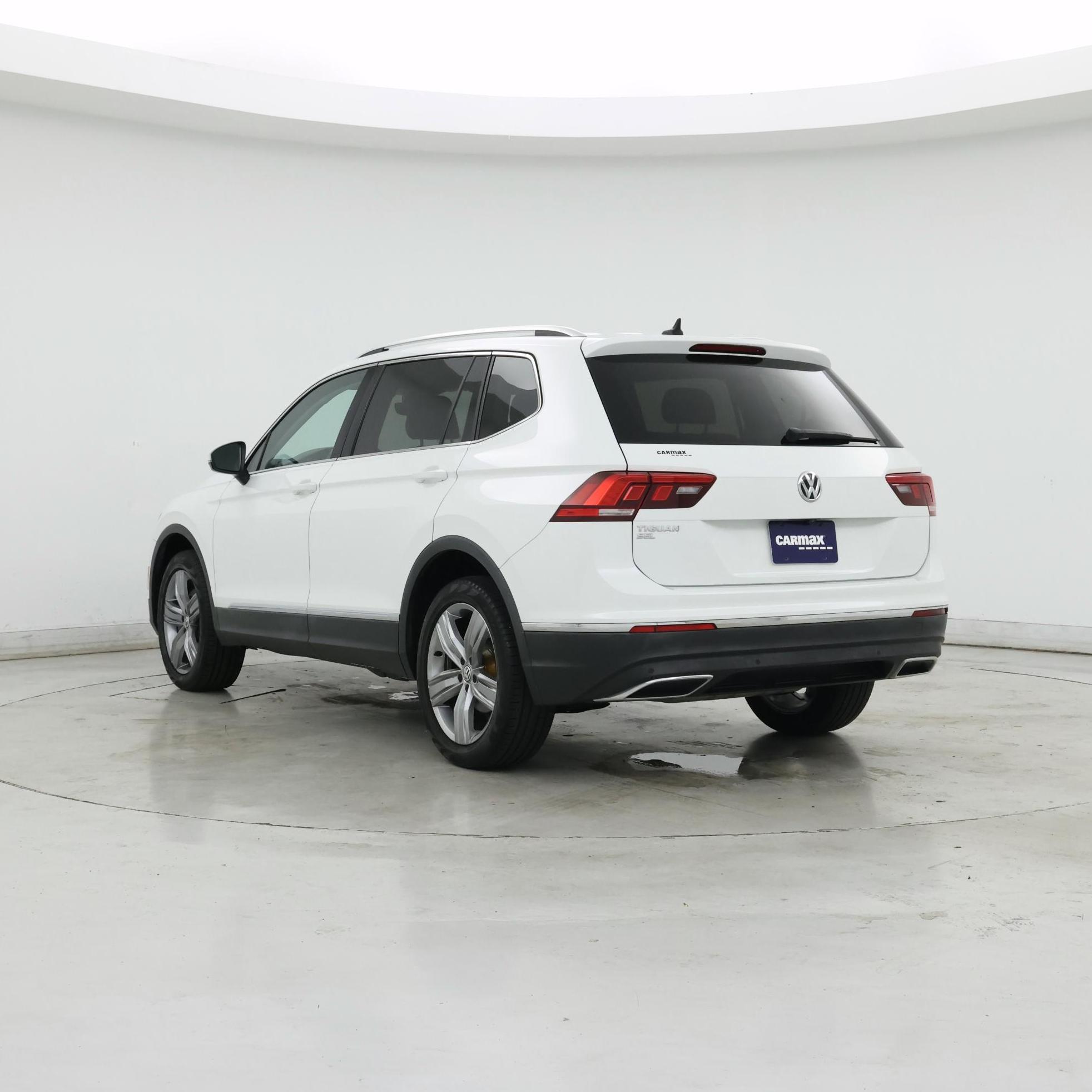 Thumbnail: 2021 Volkswagen Tiguan - 2