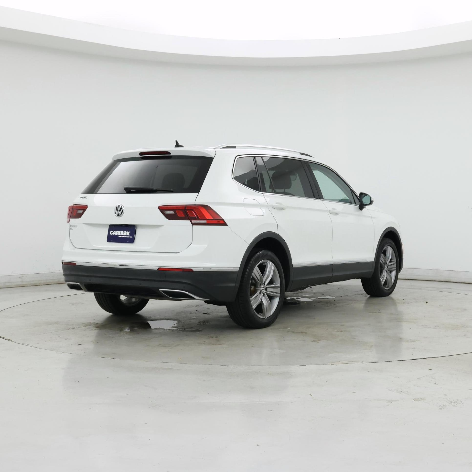 Thumbnail: 2021 Volkswagen Tiguan - 8