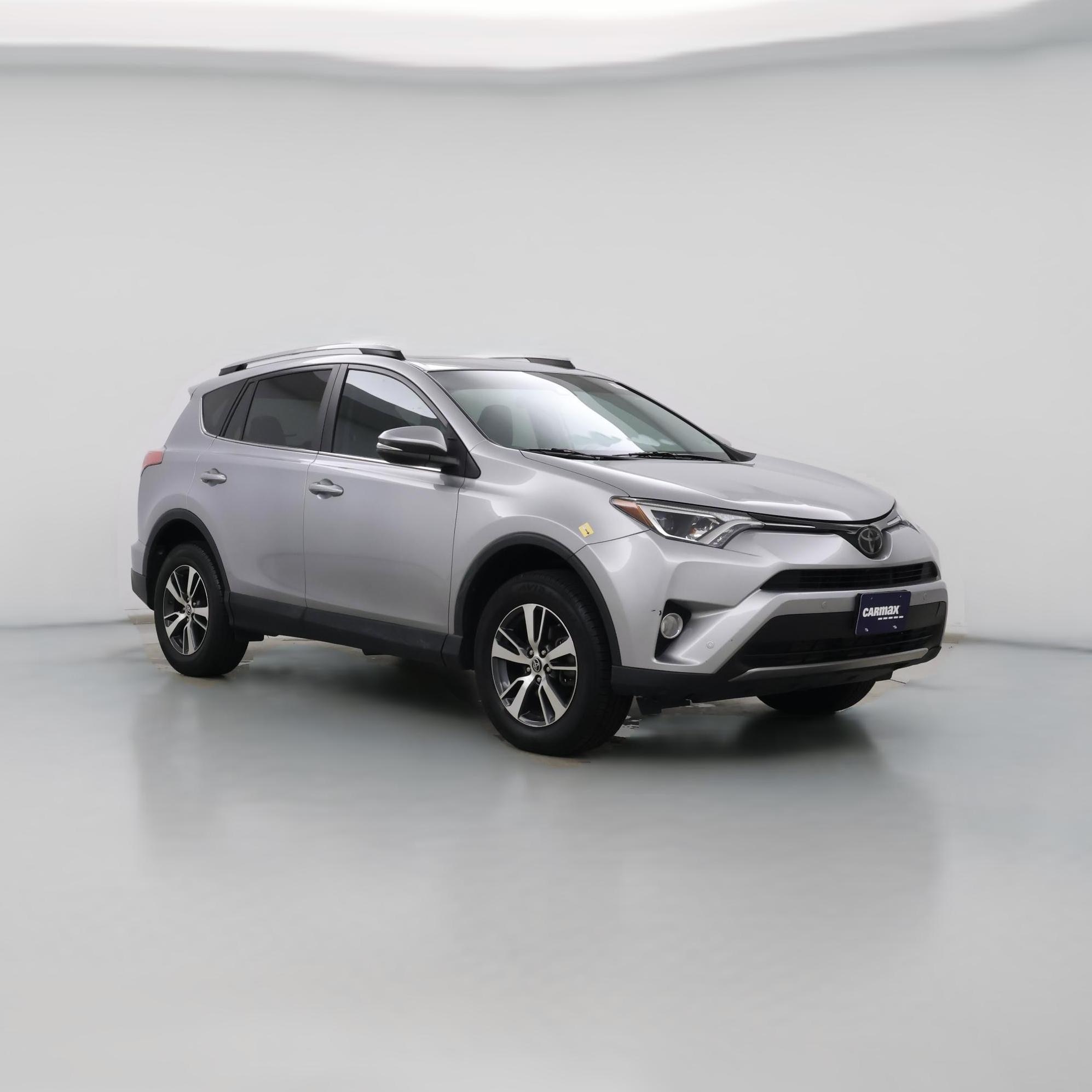 Thumbnail: 2017 Toyota RAV4 - 1