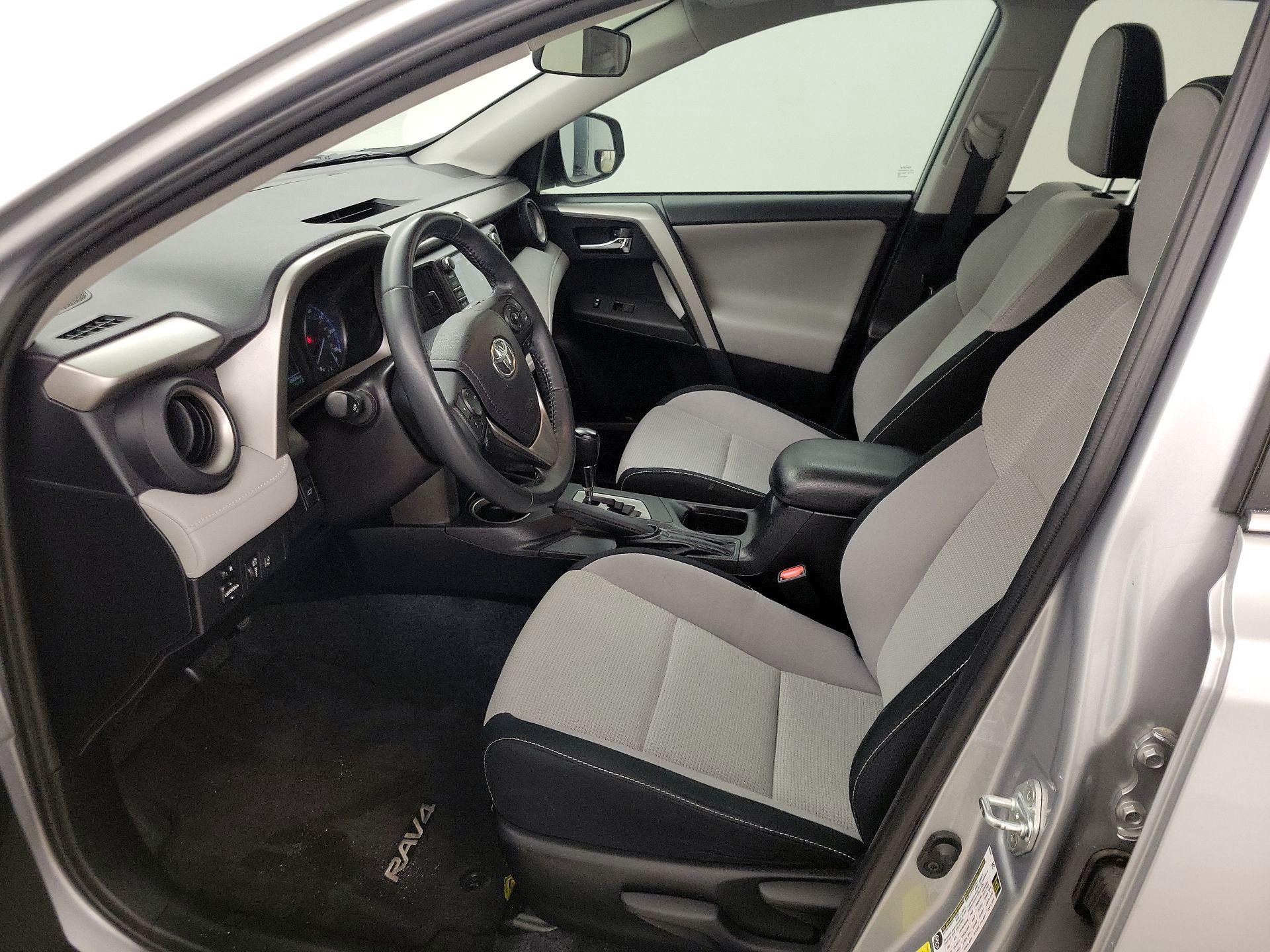 Thumbnail: 2017 Toyota RAV4 - 11