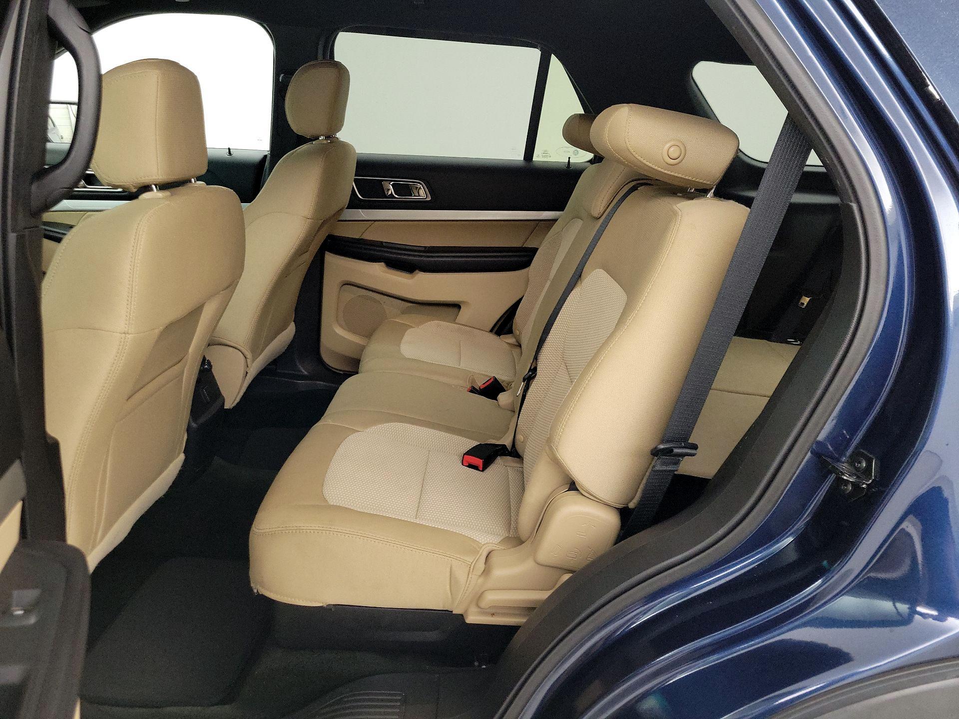 Thumbnail: 2016 Ford Explorer - 19