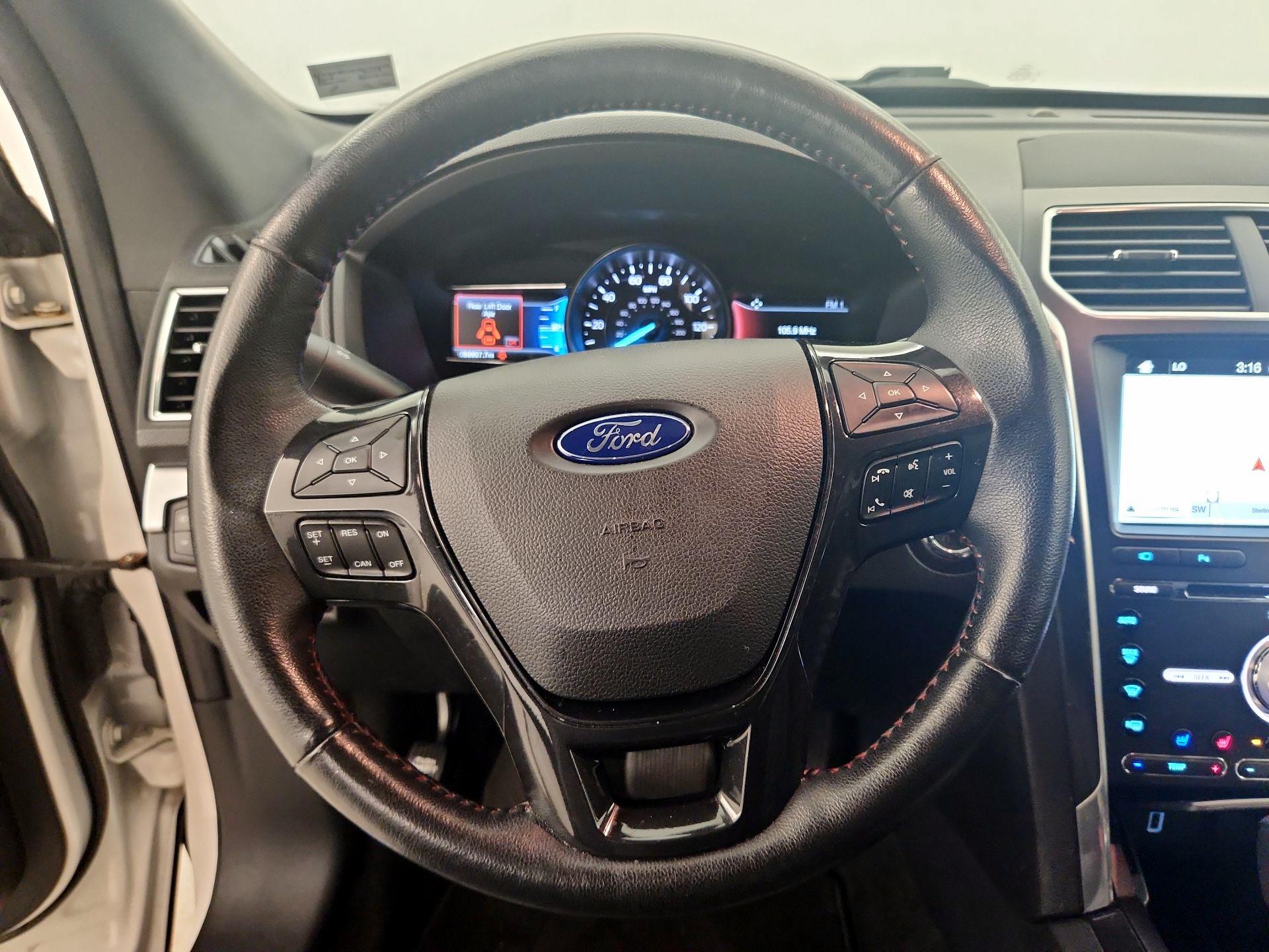Thumbnail: 2017 Ford Explorer - 10